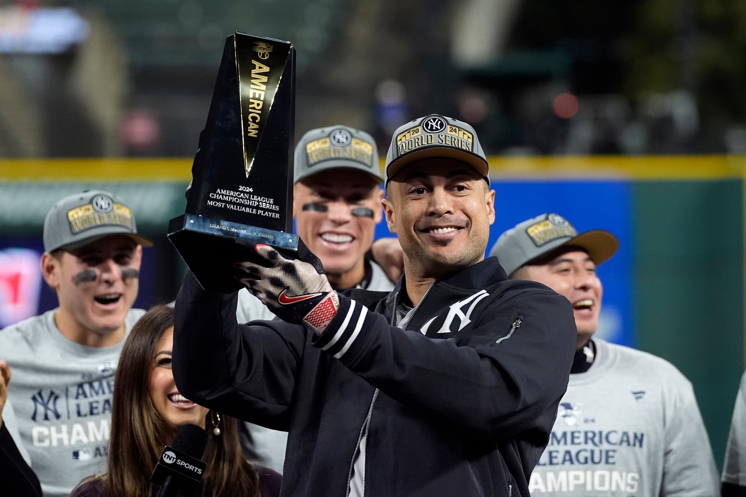 Giancarlo Staton ganó el premio de Jugador Más Valioso de la Serie de Campeonato de la Liga Americana.