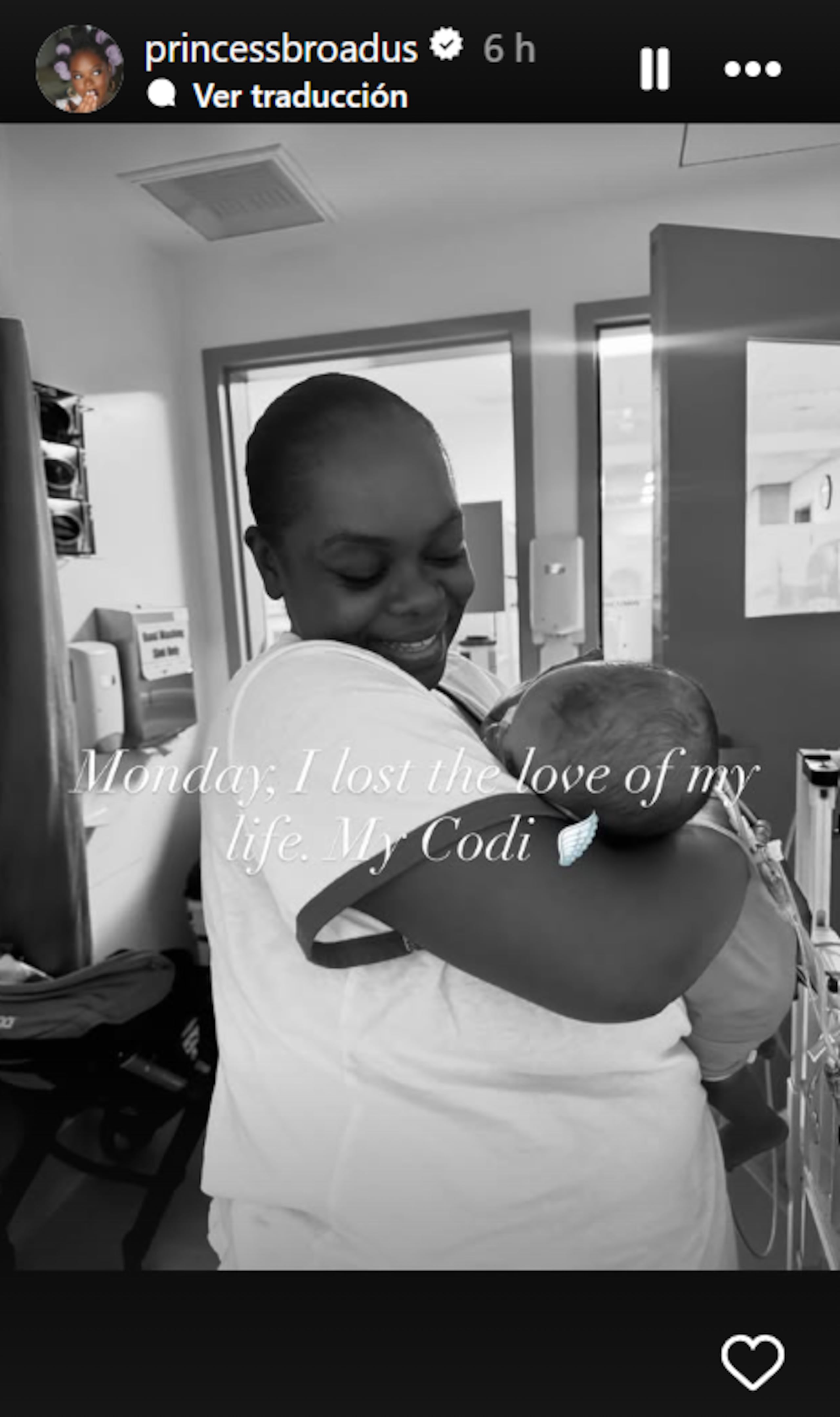 La bebé nació tres meses antes de tiempo.