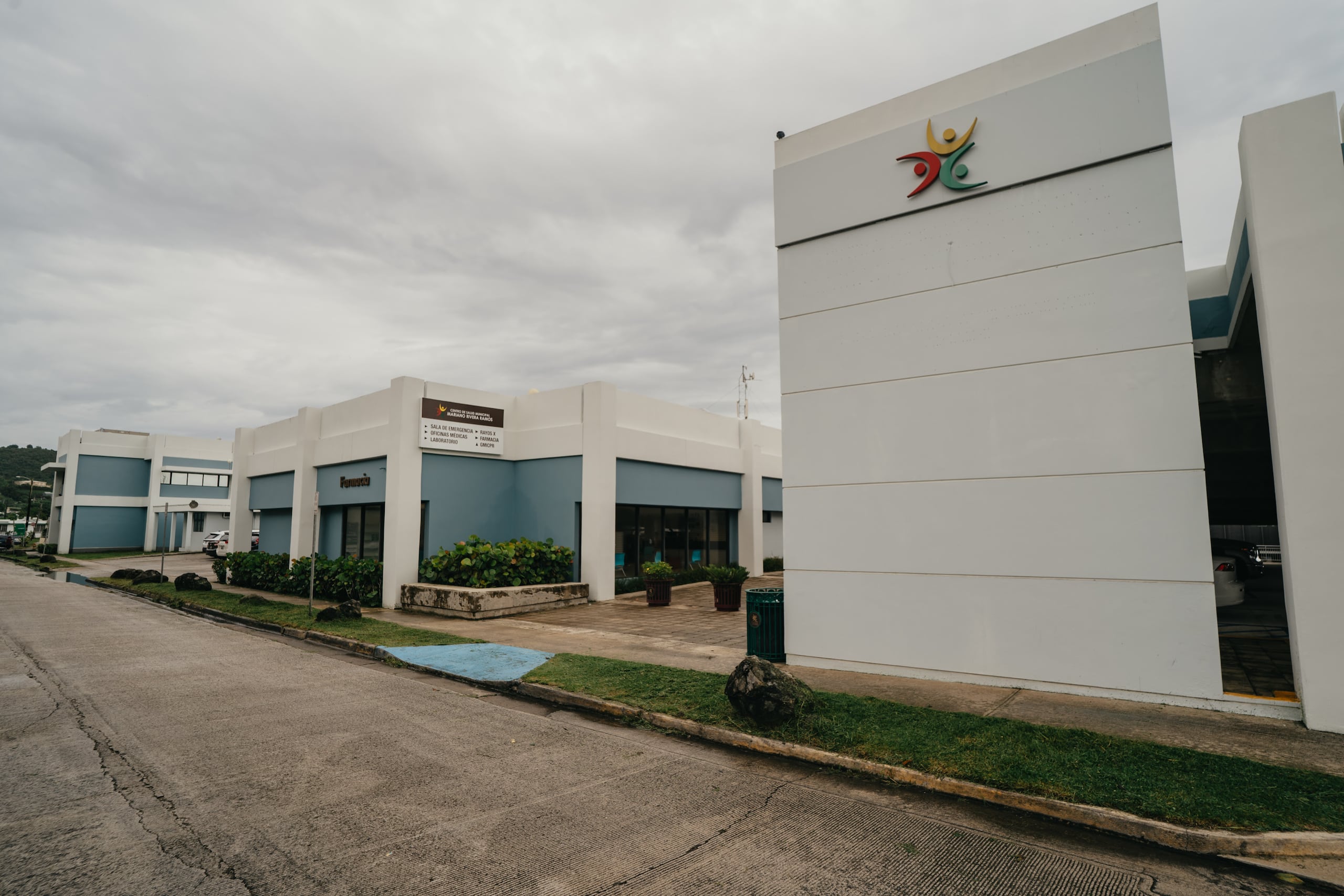 La asignación para los trabajos en estas instalaciones médicas asciende a $21.4 millones.