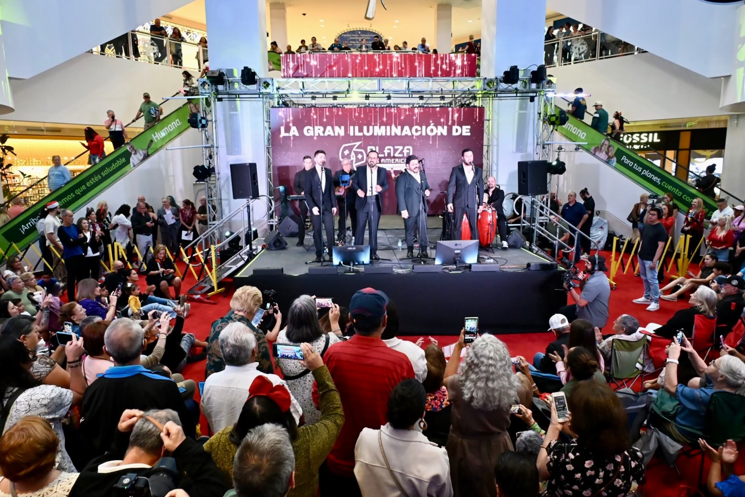 El evento contó con la participación de los Caribbean Tenors y la animación de Tita Guerrero y Alejandro Primero.