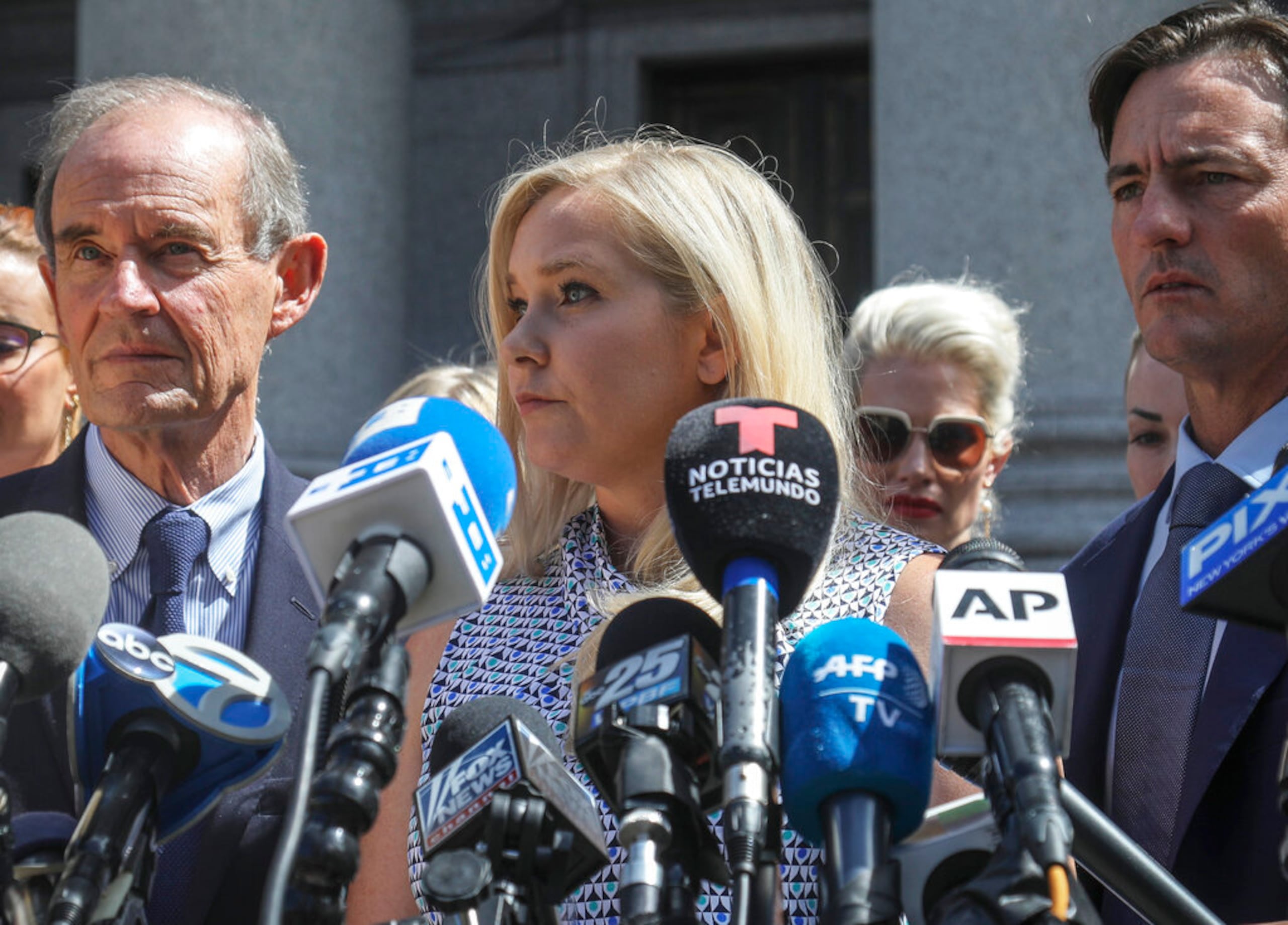 En esta imagen del 27 de agosto de 2019, Virginia Giuffre, asegura que fue víctima de tráfico sexual por parte de Jeffrey Epstein.