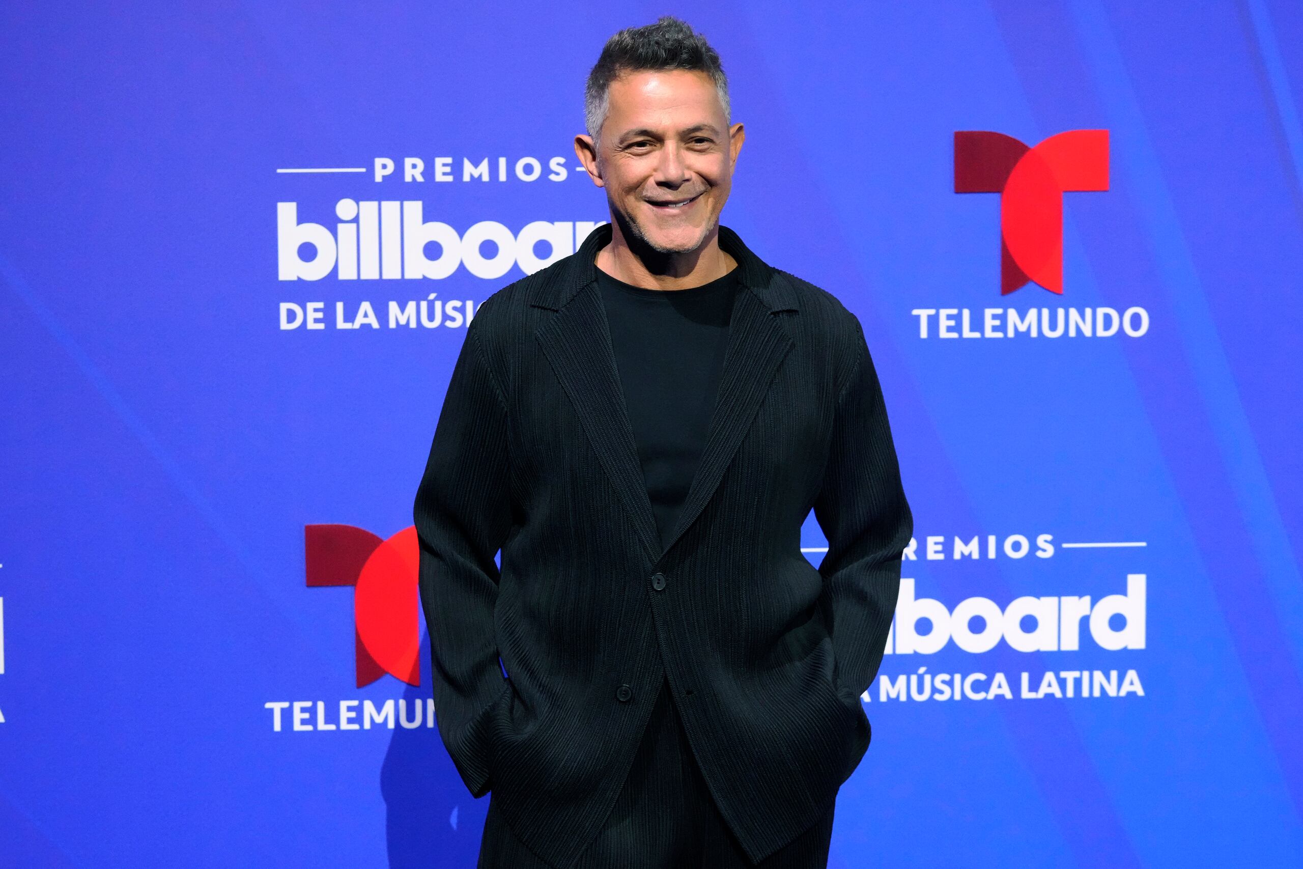 Alejandro Sanz.