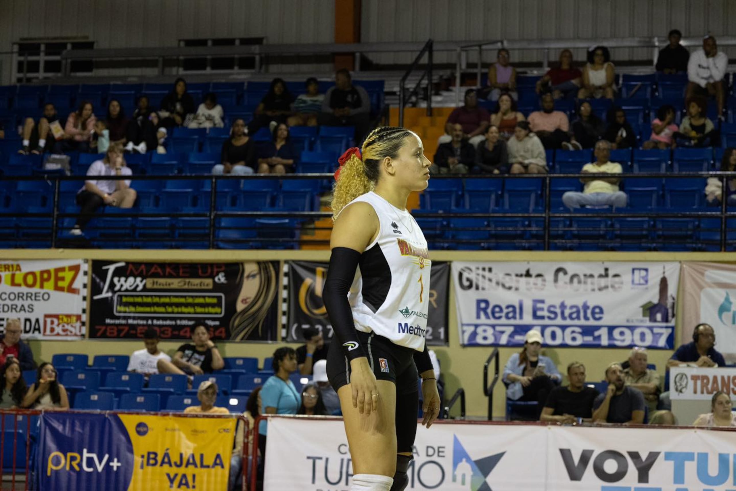 Keyshlyann Sánchez Keishlyann Sánchez fue la mejor anotadora por las Valencianas con 17 puntos, 10 en ataques, seis en bloqueos, un ace, 20 defensas y 17 pases.