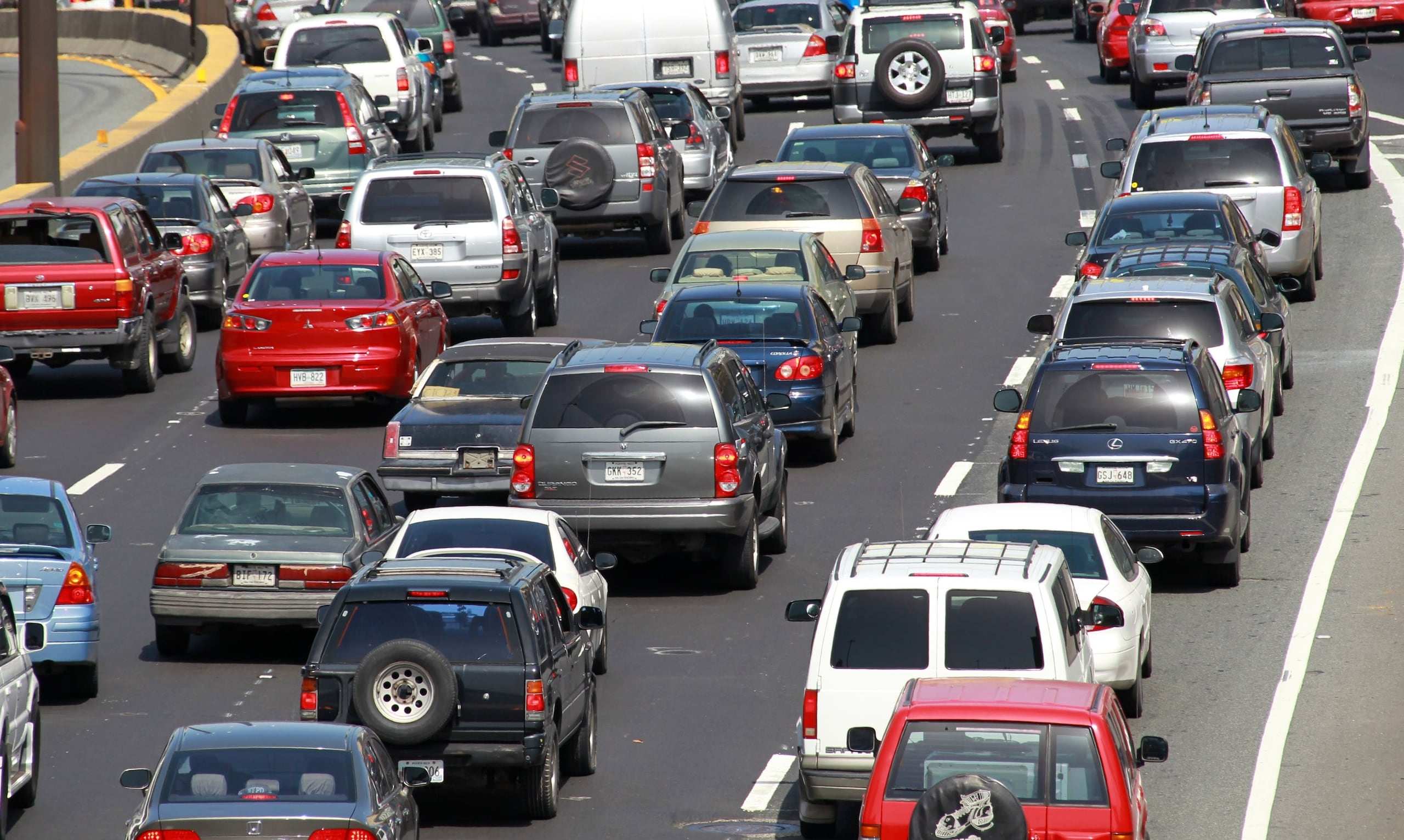 Se exhortó a los conductores a reducir la velocidad en la zona.