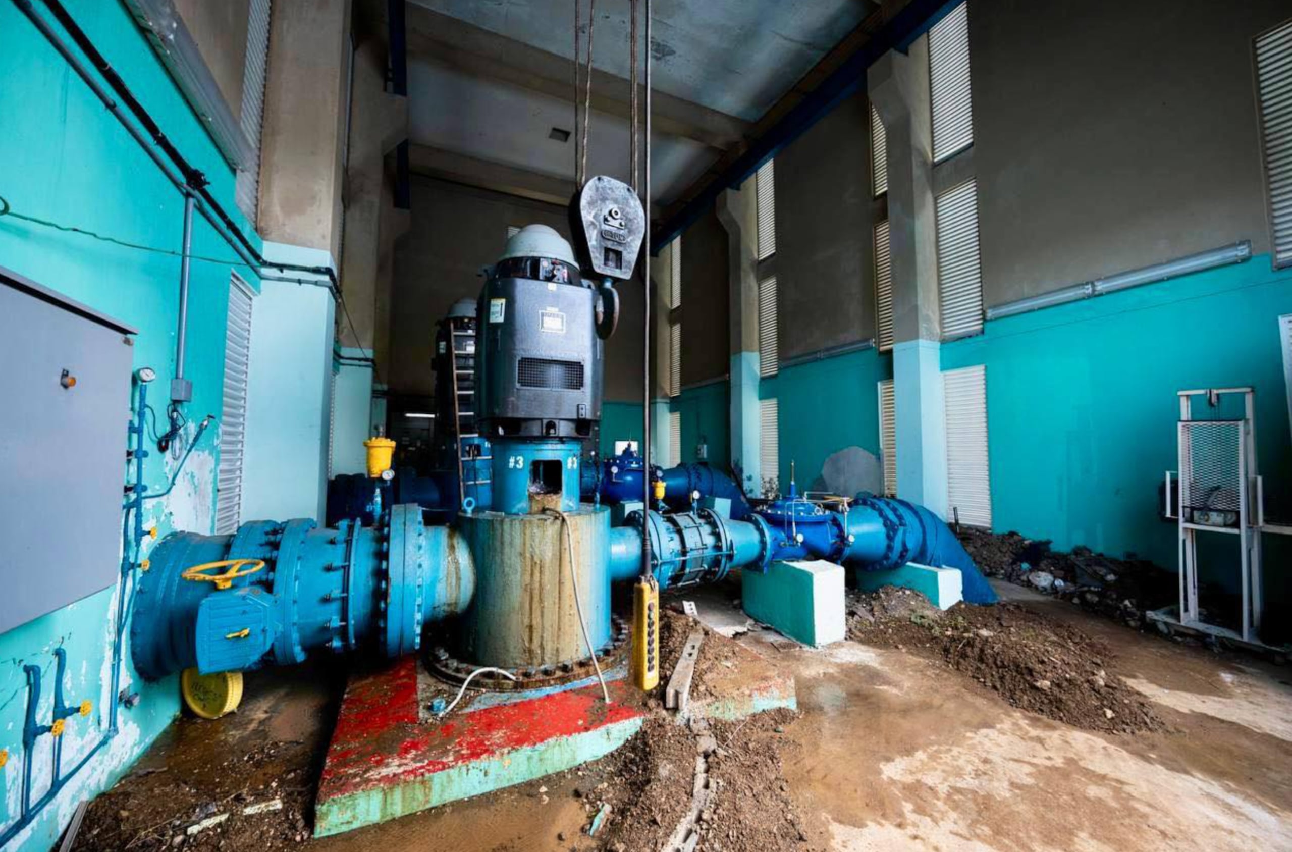 La Estación de Bombas Finca Rosso 1, en Bayamón, quedó destrozada en agosto pasado por un estallido de agua que fue, a su vez, resultado de una falla eléctrica.