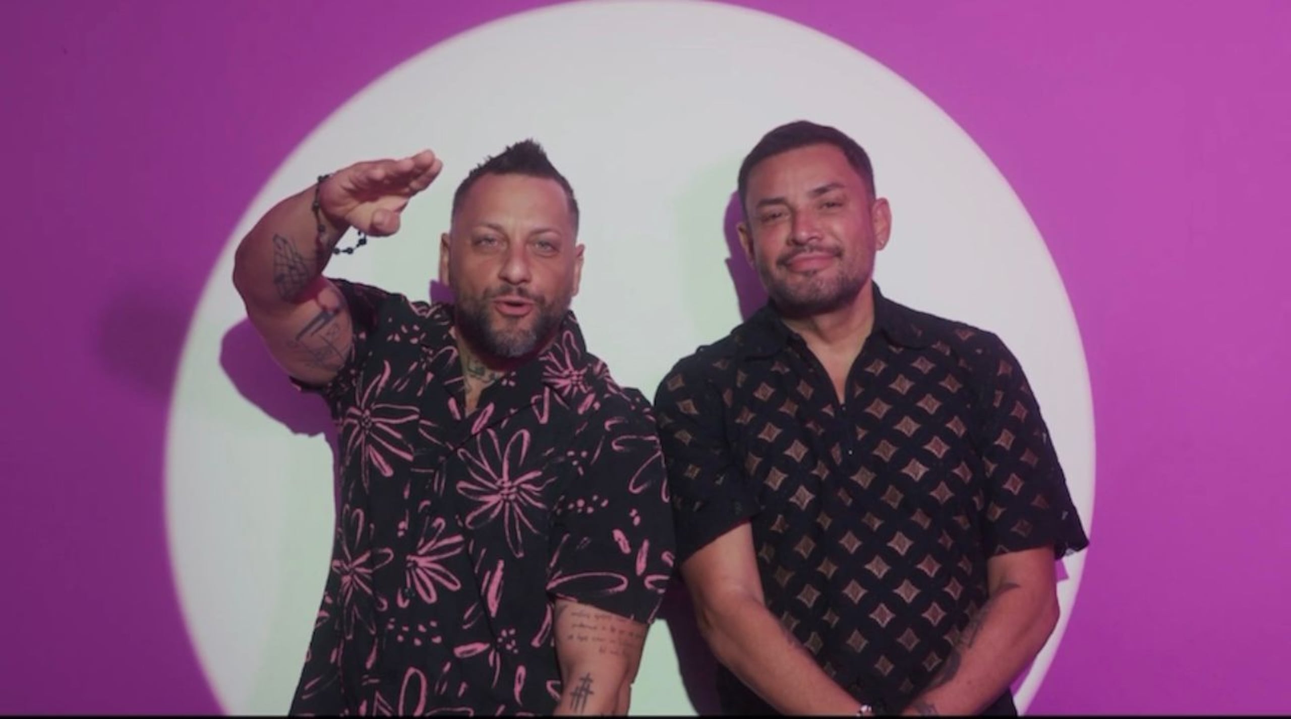 Alex Javier Esteras y Manny Manuel