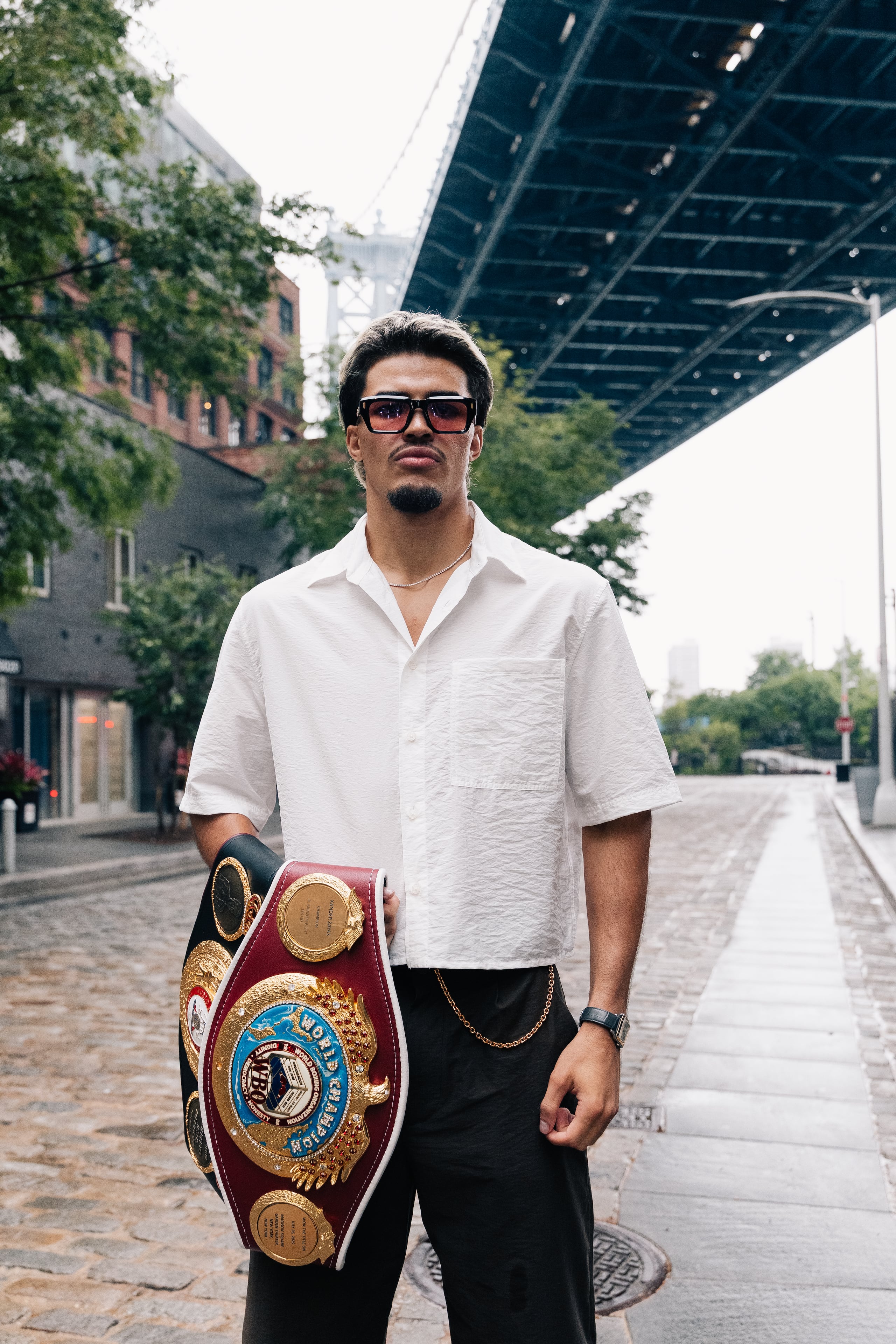 Xander Zayas regresa al ring este sábado para defender sus coronas ante Jaron Ennis.