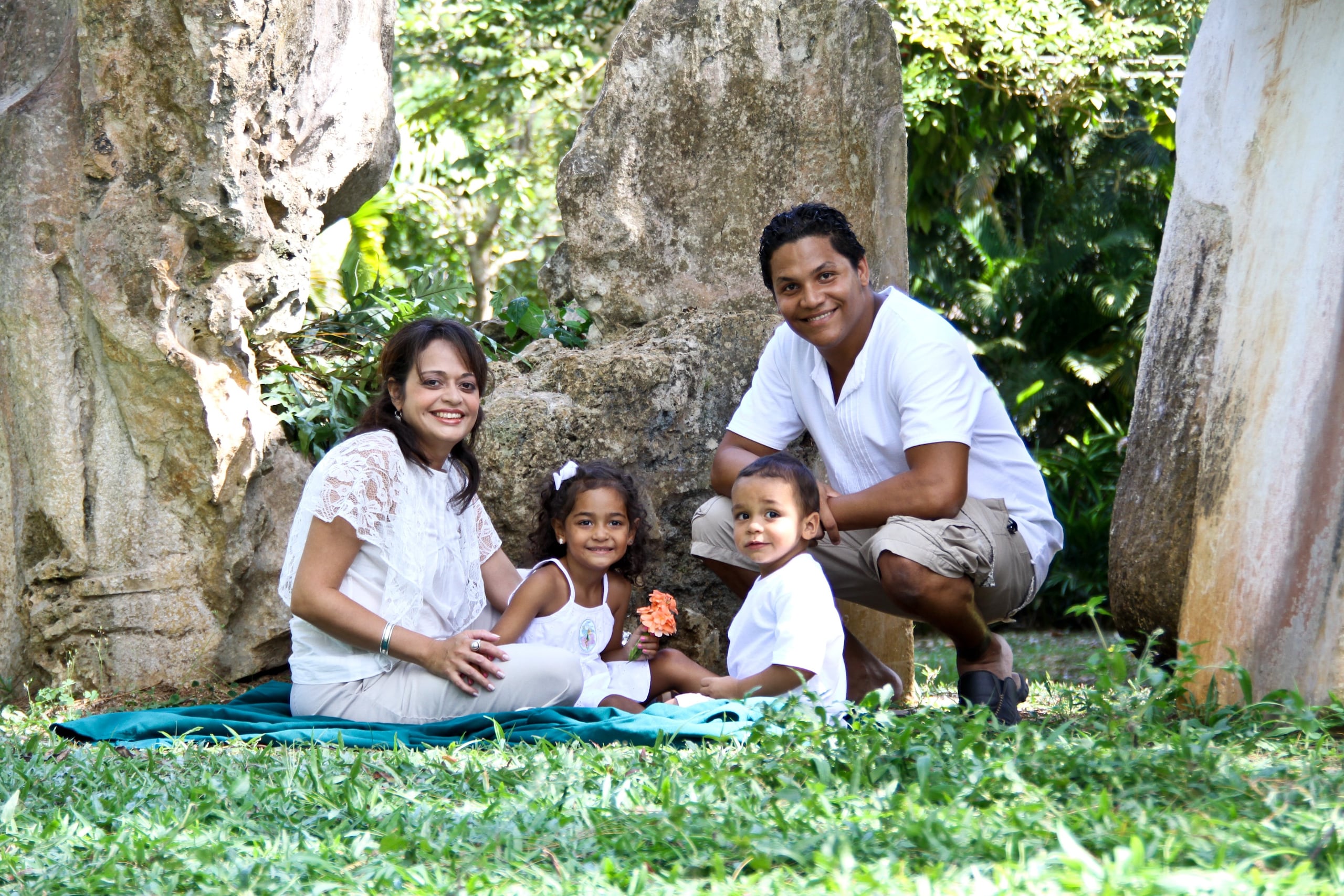 Recuerdos de 2010, a un año de lanzar Piccolo Mondo PR en YouTube.