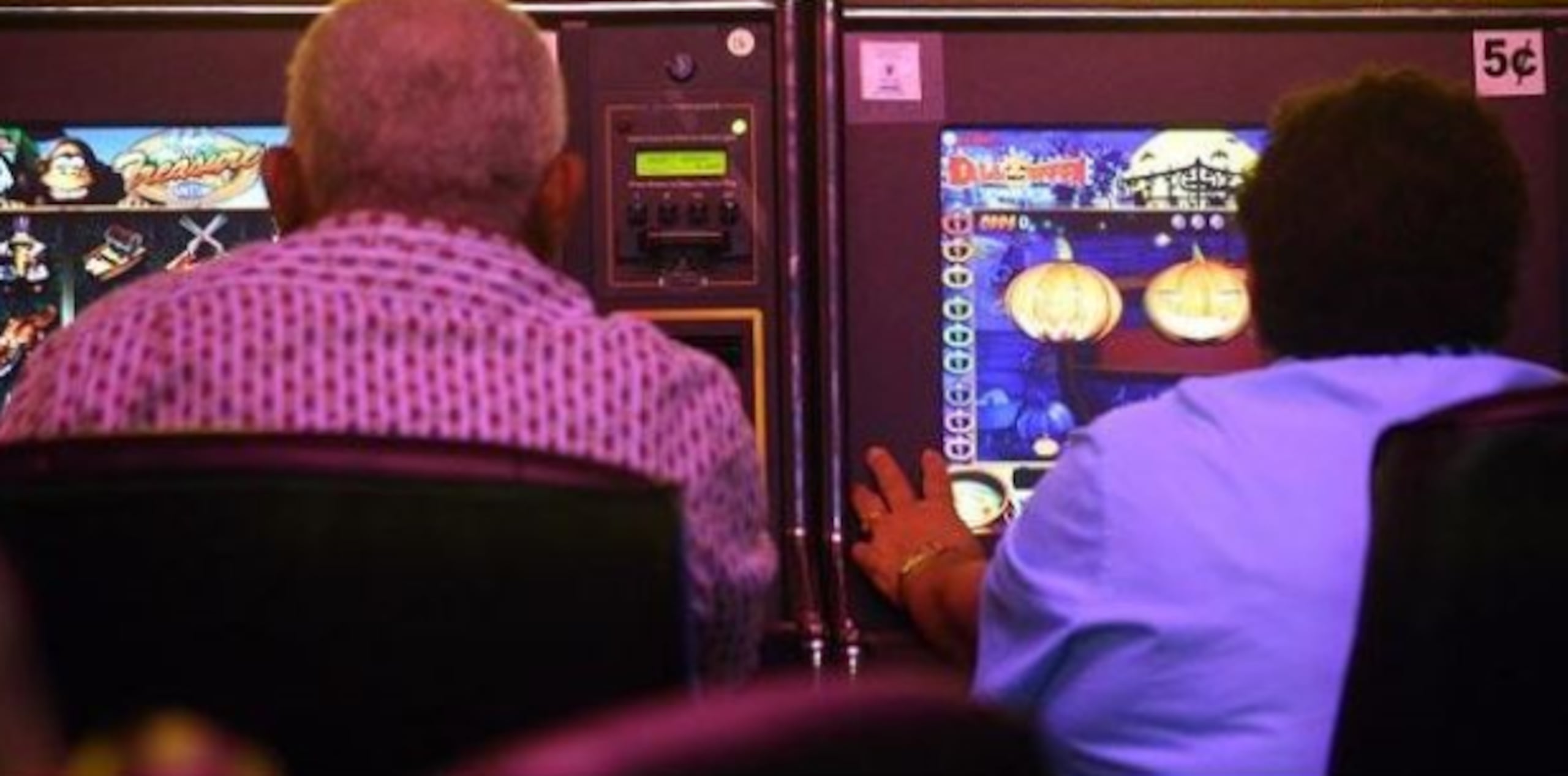 La directora de la CTPR, Ingrid Rivera, acogió la decisión judicial en la que se establece que se trata de “máquinas de juegos de azar”. (Archivo)