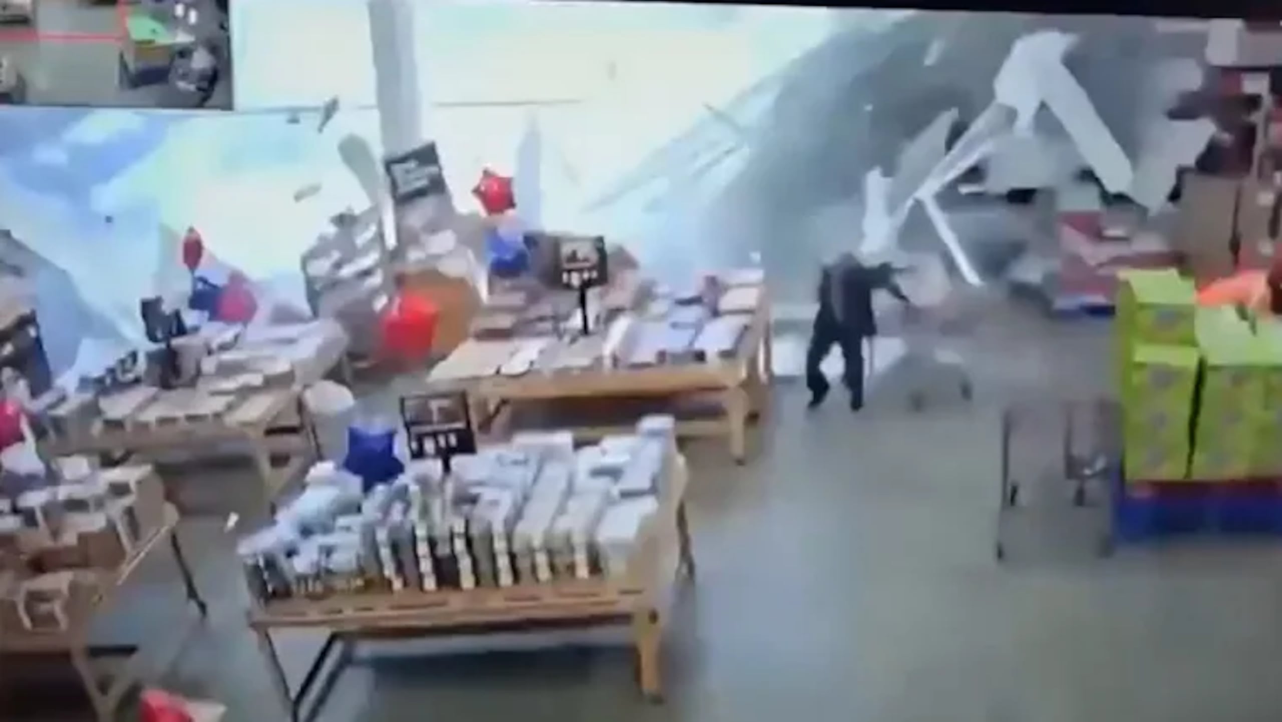 No se reportaron heridos tras el colapso del techo de BJ’s Wholesale Club en Ocean Township.