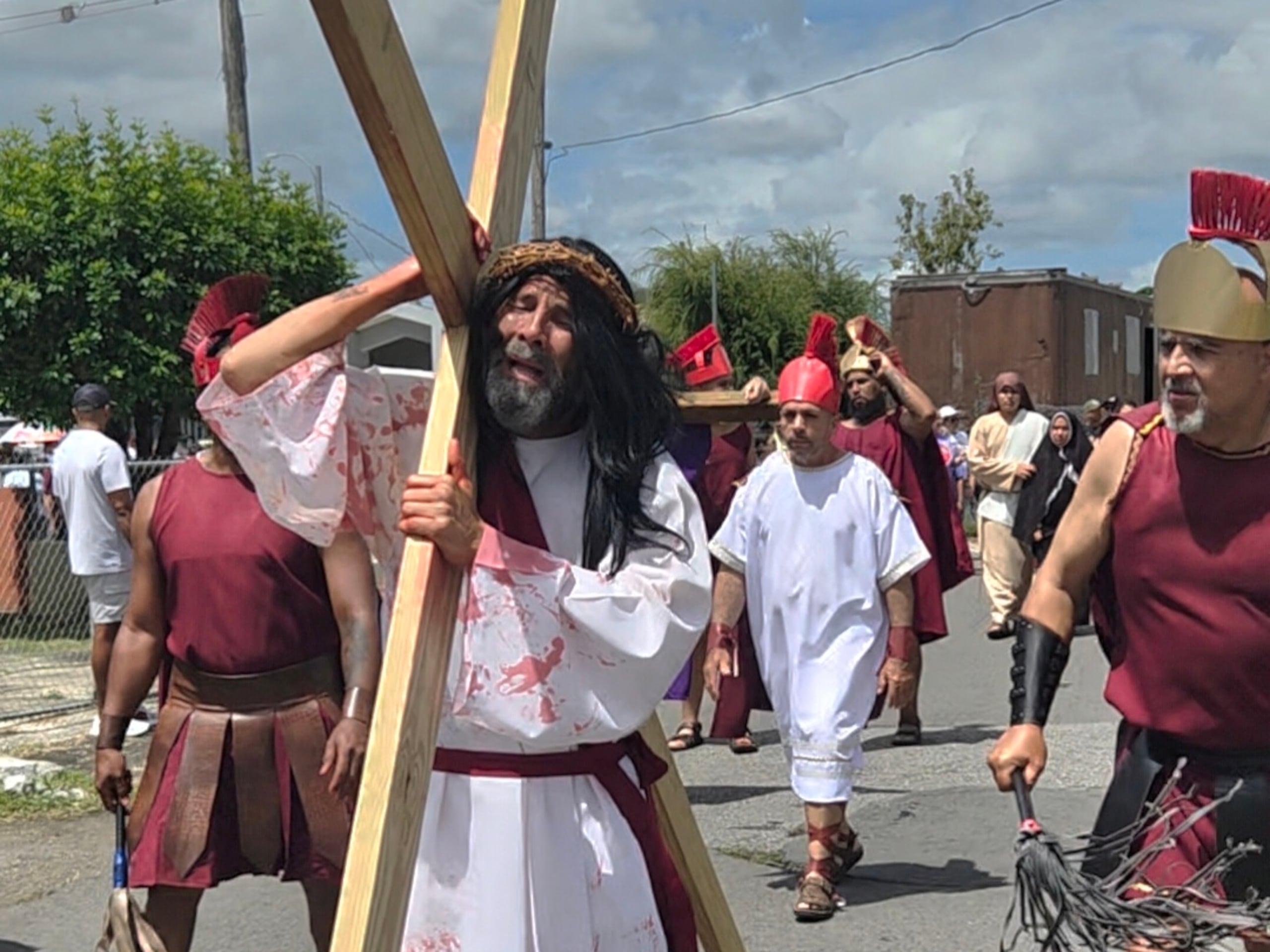 El personaje de Jesús en el Viacrucis Viviente estuvo a cargo del joven José "Ricky" Lugo.