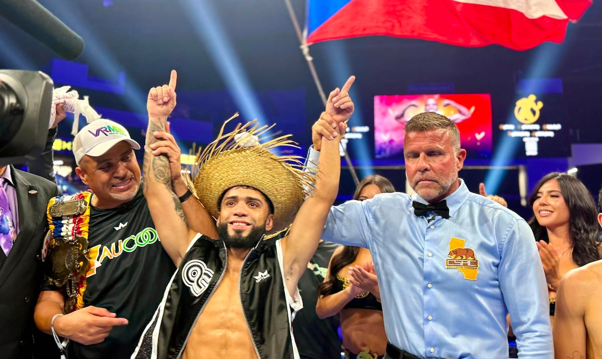 Oscar Collazo noquea a Neider Valdez en el segundo asalto y va por los títulos de las 112 libras
