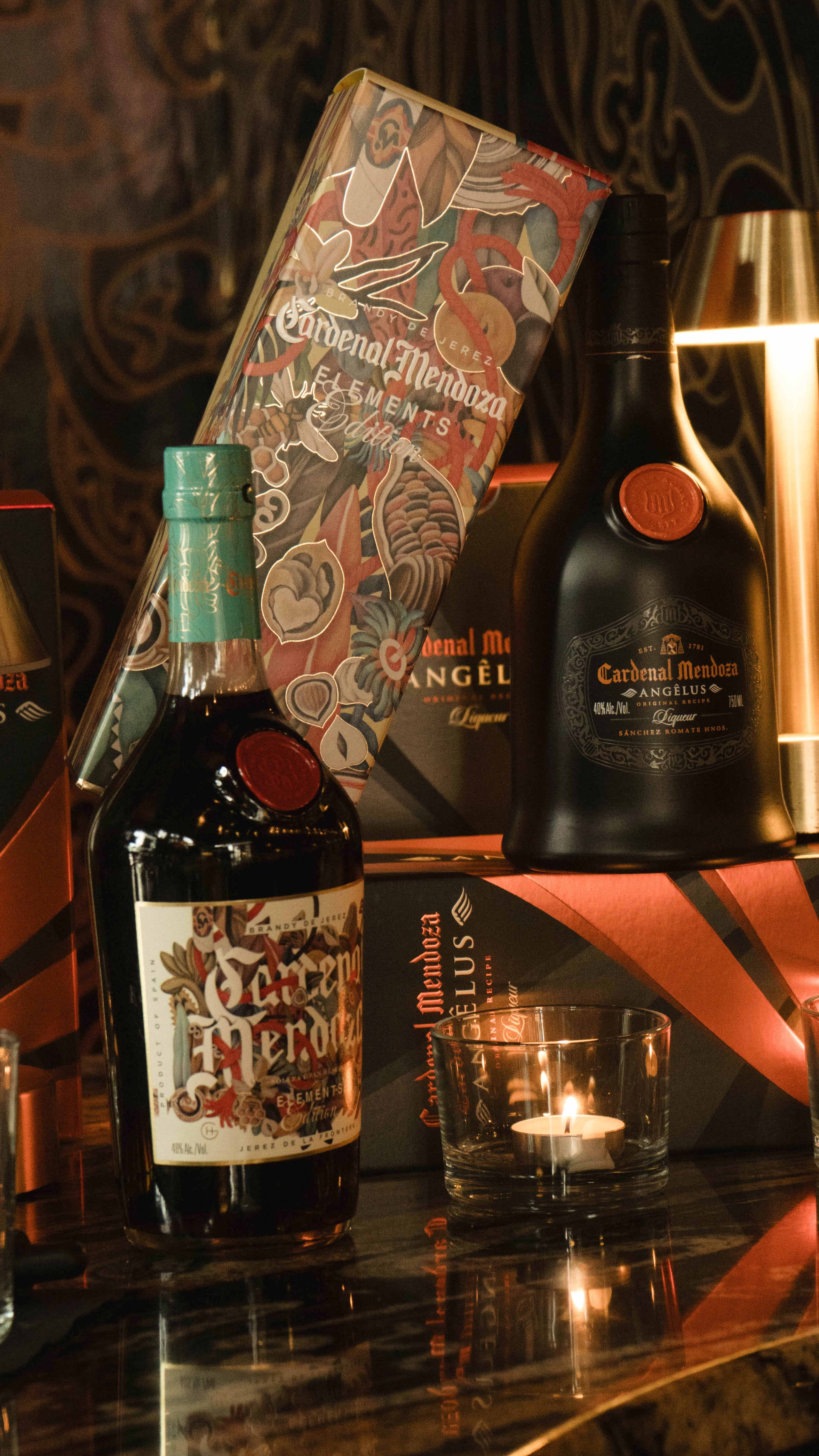 Botella del décimo aniversario de “Golden Week”