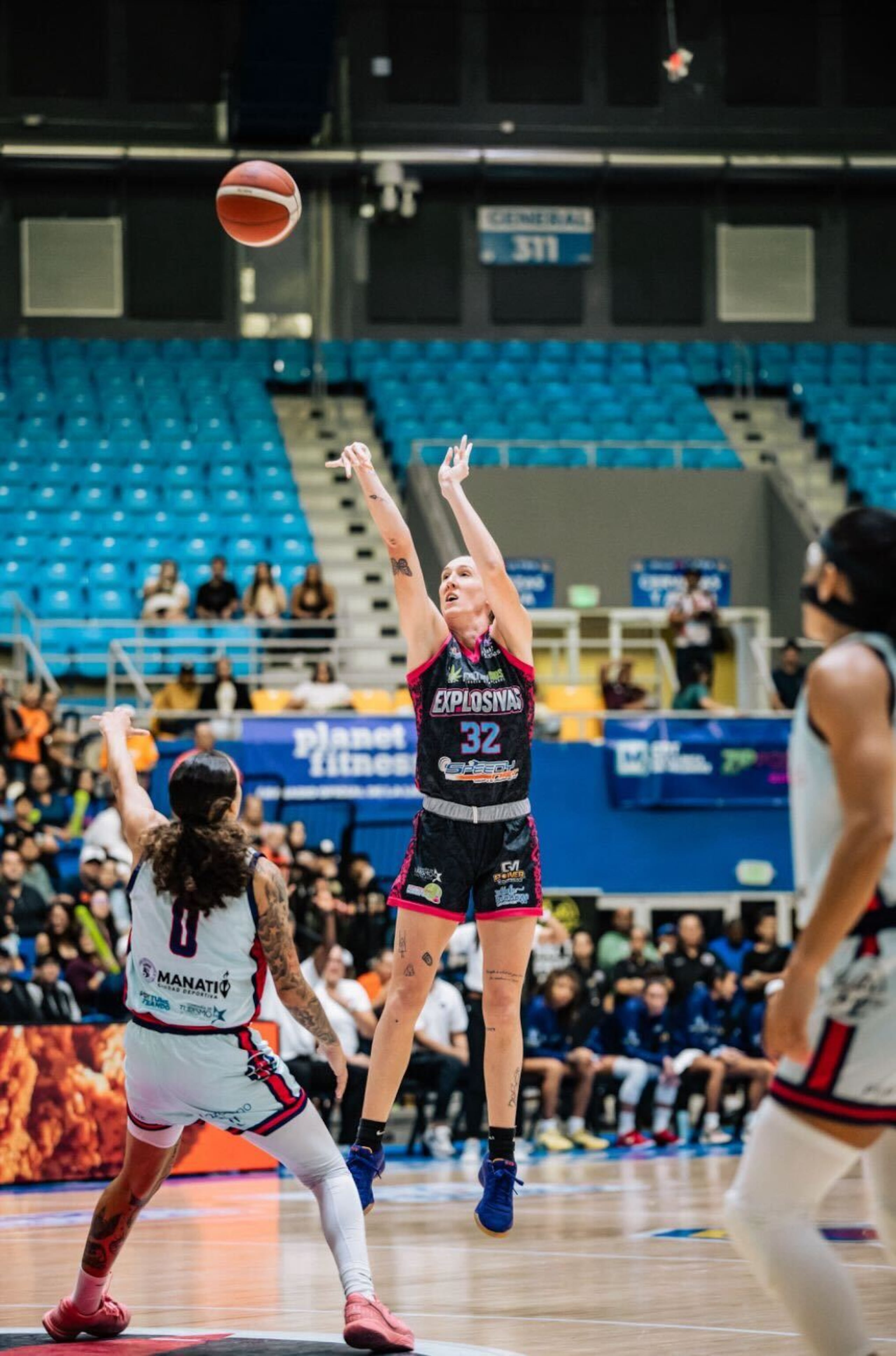 Leigha Brown, de las Explosivas de Moca.