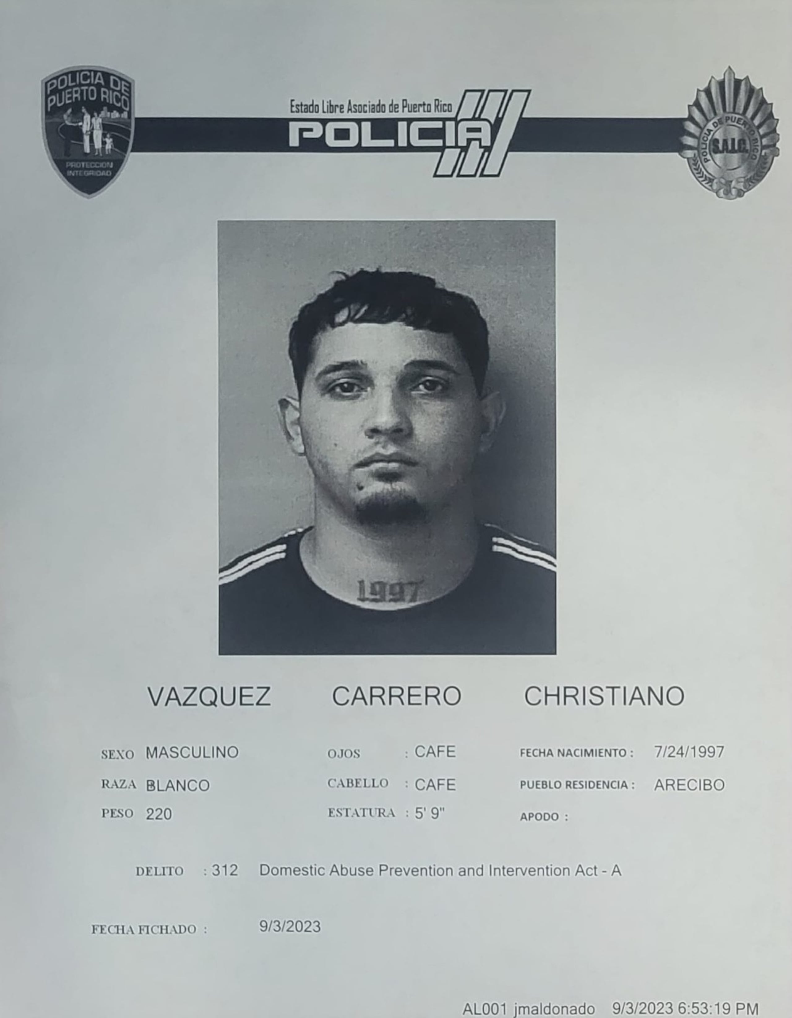 Christian O. Vázquez Carrero, enfrenta cargos por violencia de género.