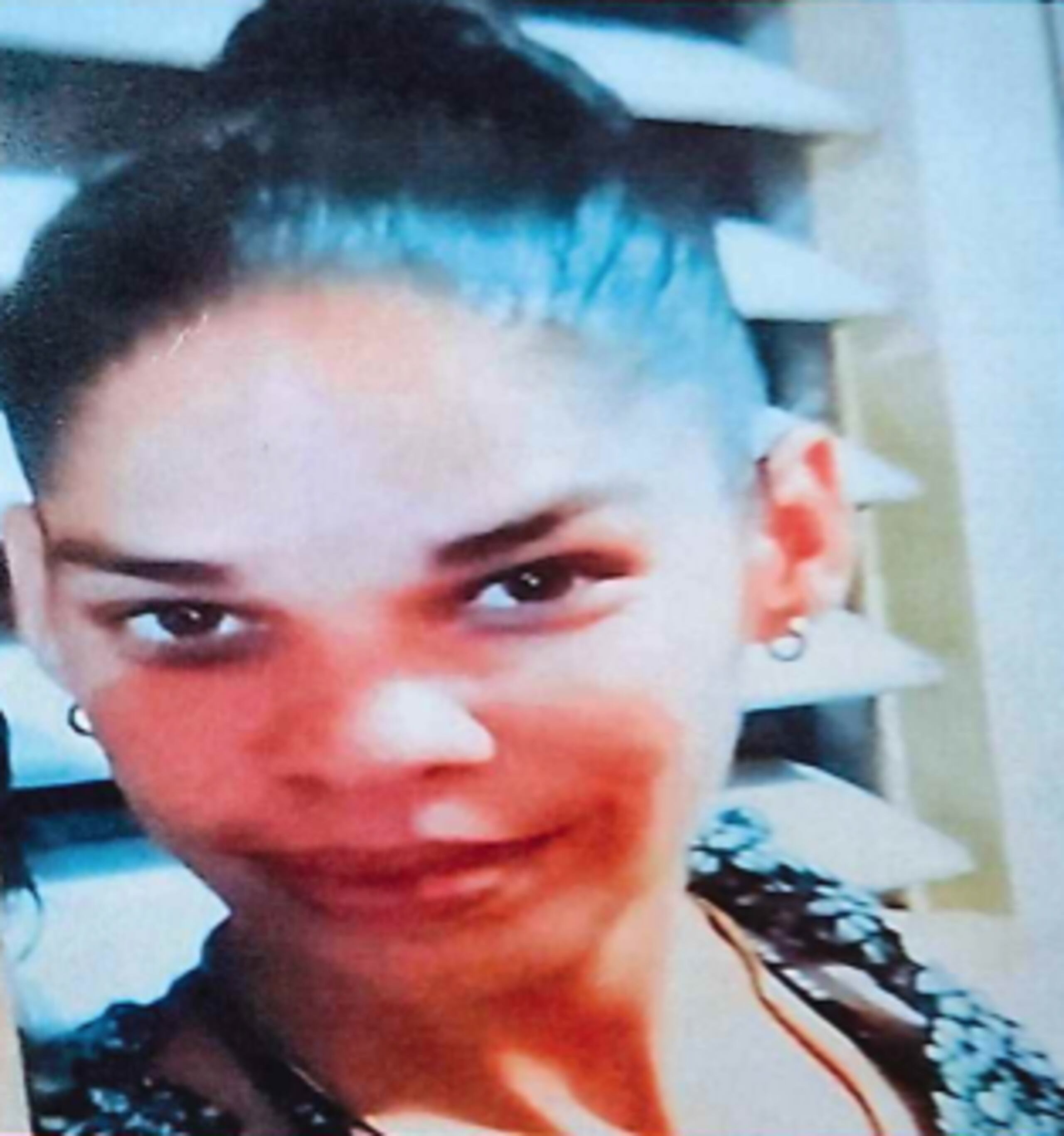 De tener información sobre la ubicación de Román González, puede comunicarse al 787-343-2020, al (787)793-1234 extensiones 2463 o 2464, o al CIC de Mayagüez, al 787-832-9696 extensión 1553.