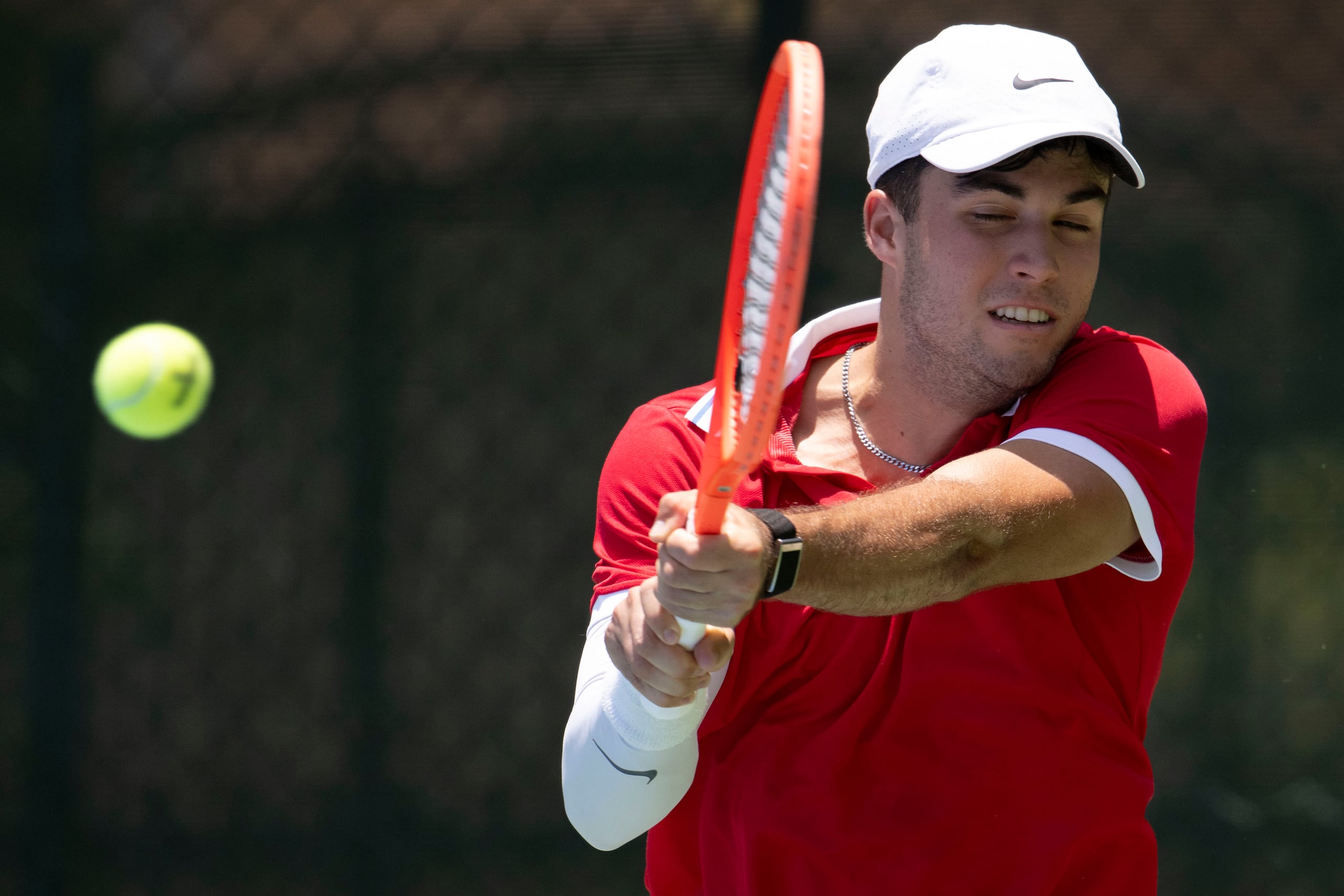 Marko Mesarovik, de Puerto Rico, devuelve un ataque durante su exitoso debut en Santo Domingo 2026.