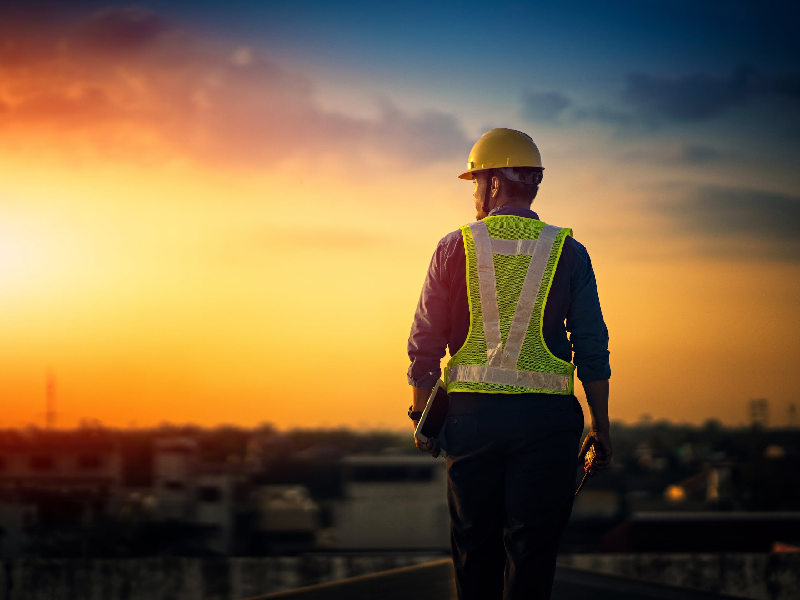 Gracias al trabajo en conjunto con sus socios de negocio, USIC contribuye al desarrollo de obras estratégicas que transforman la infraestructura y fortalecen la economía de nuestra isla.