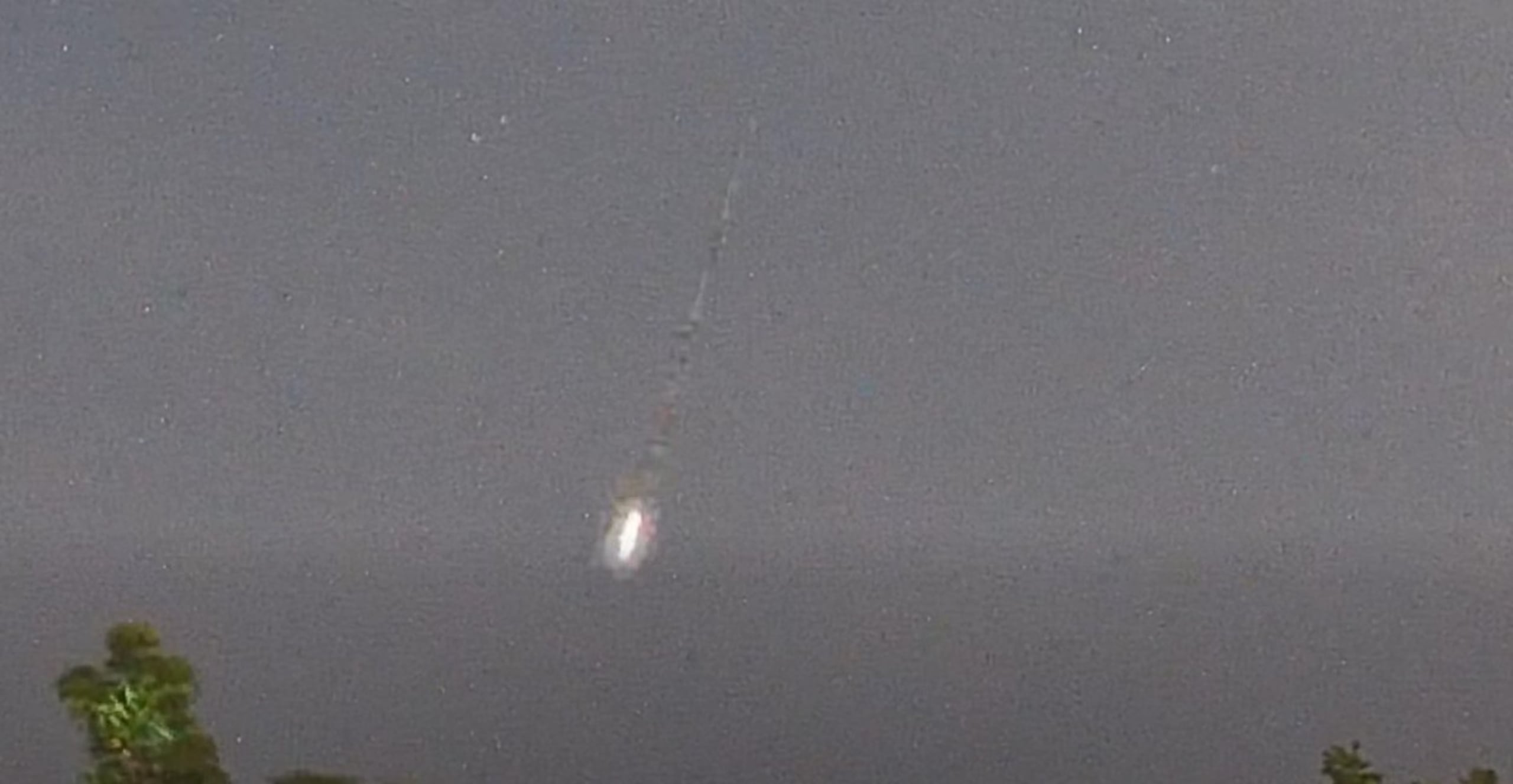 La entidad señaló que investigaciones astronómicas apuntan a que la corriente de escombros dejada por el cometa se está acercando gradualmente a la órbita terrestre.