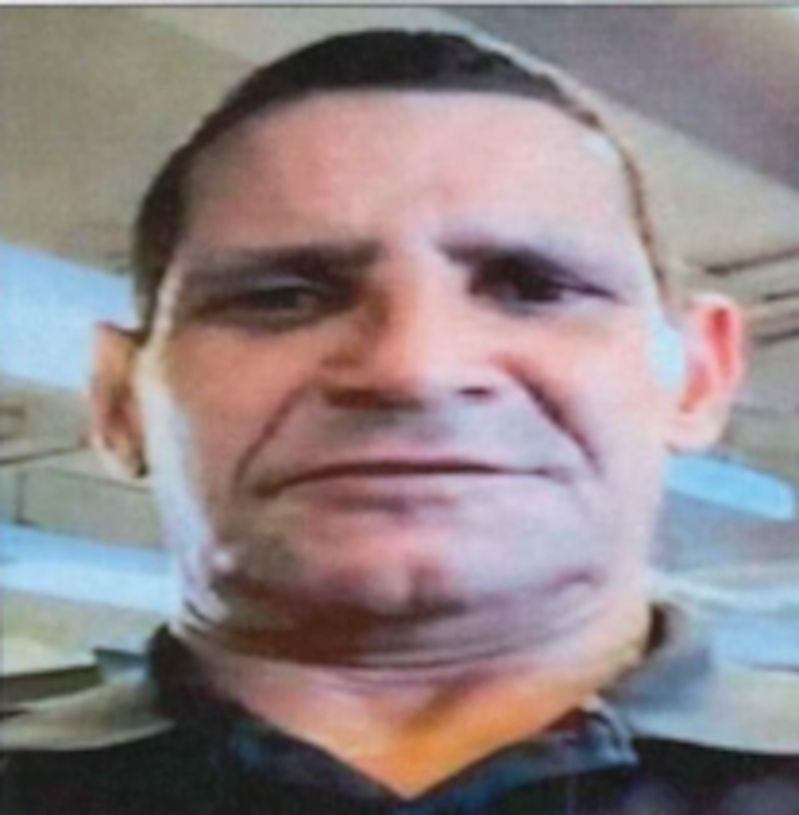 Las autoridades exhortaron al público que, de conocer el paradero de Santiago Gómez, puede comunicarse al 787-343-2020 o 787-793-1234, extensiones 2463 o 2464.