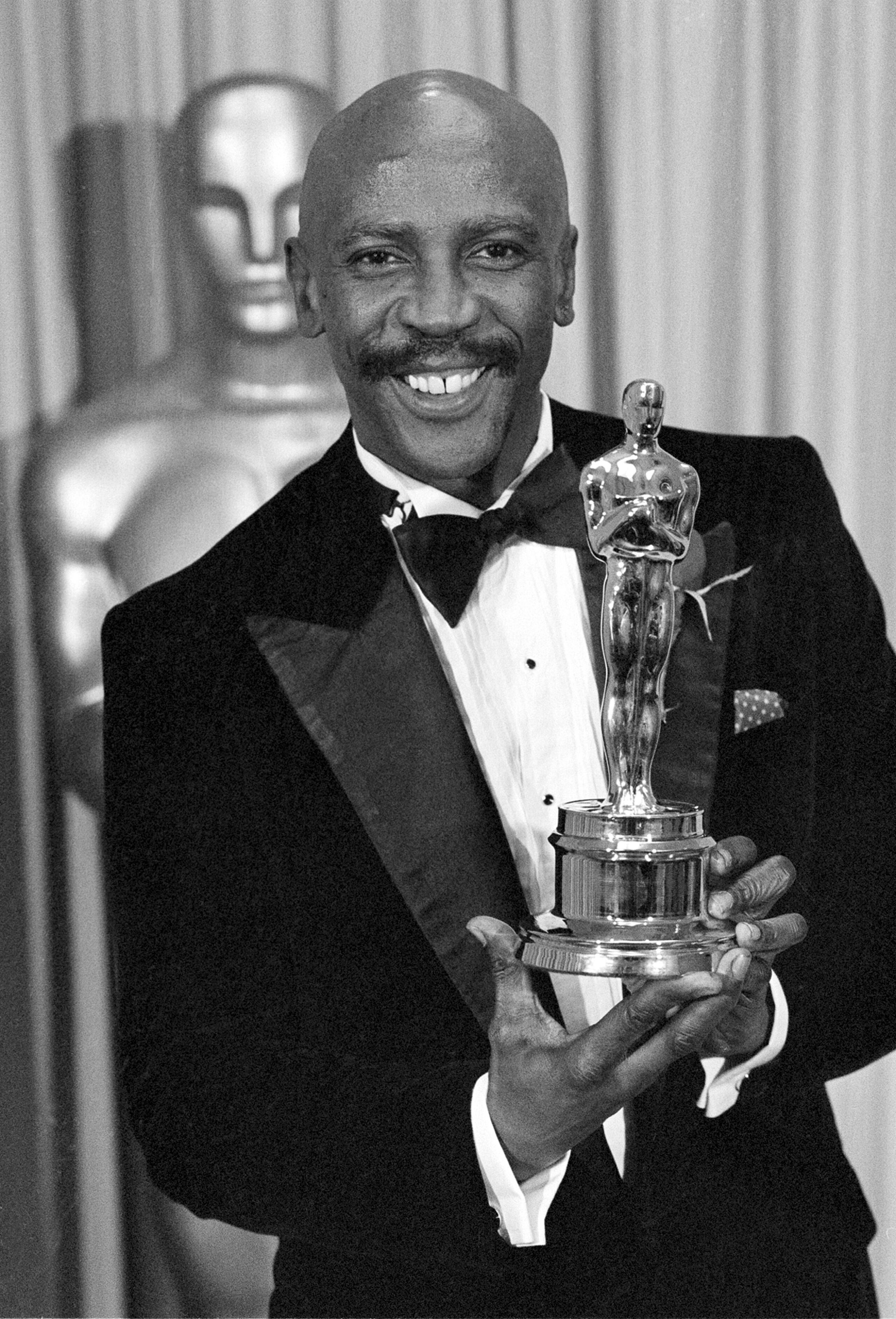Se llevó un premio de la Academia por el rol de instructor de la Marina Emil Foley en la película ‘An Officer and a Gentleman’ (1982).