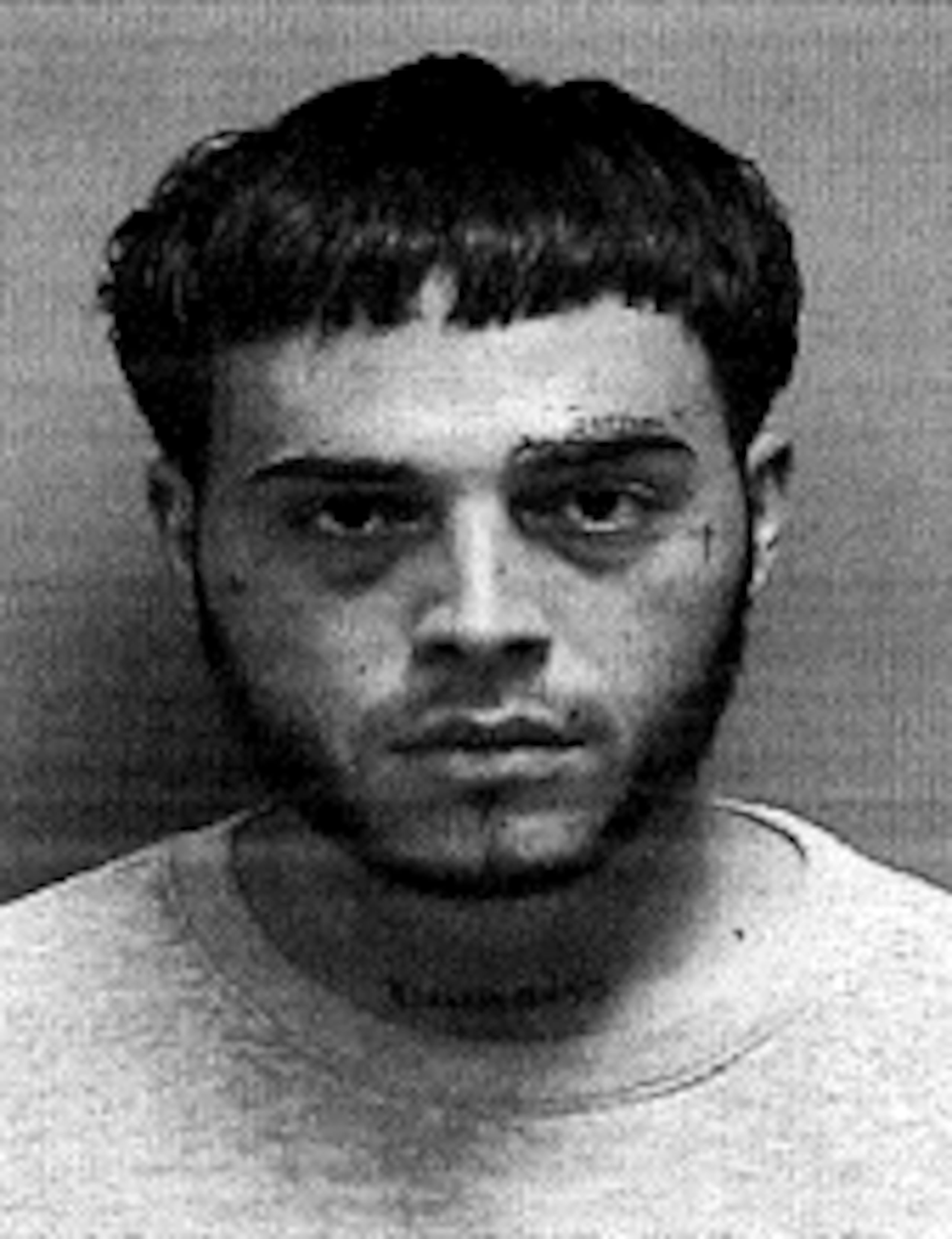 Contra Luis Adrián Rivera Vázquez se radicaron dos cargos por el artículo 130 (agresión sexual), artículo 190 (robo Carjacking), articulo 133 B (actos lascivos), articulo 157 (secuestro) y daños.