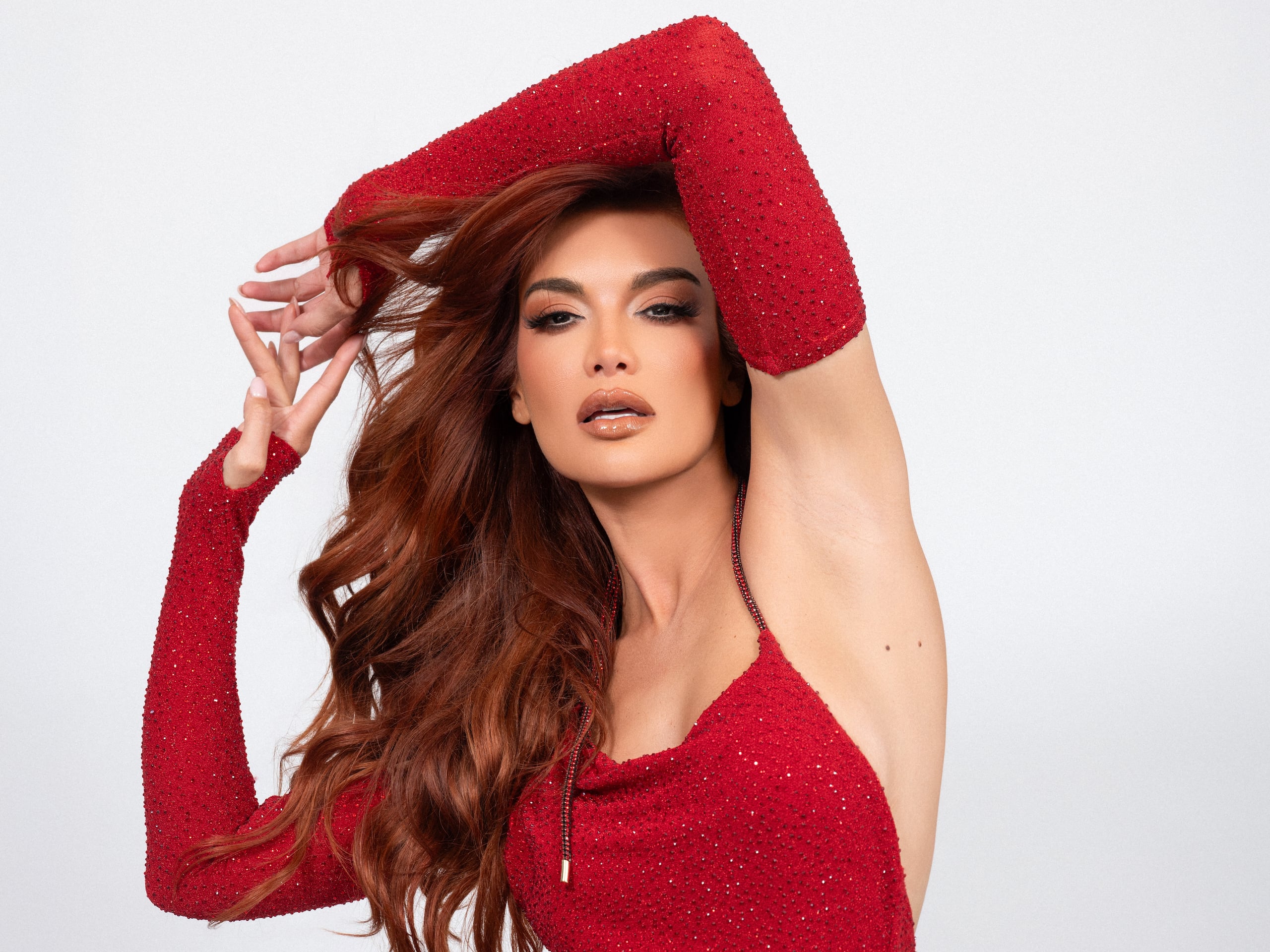 Zuleyka Rivera compartió el mensaje críptico a un día de celebrar sus 20 años de ser coronada como Miss Universe.