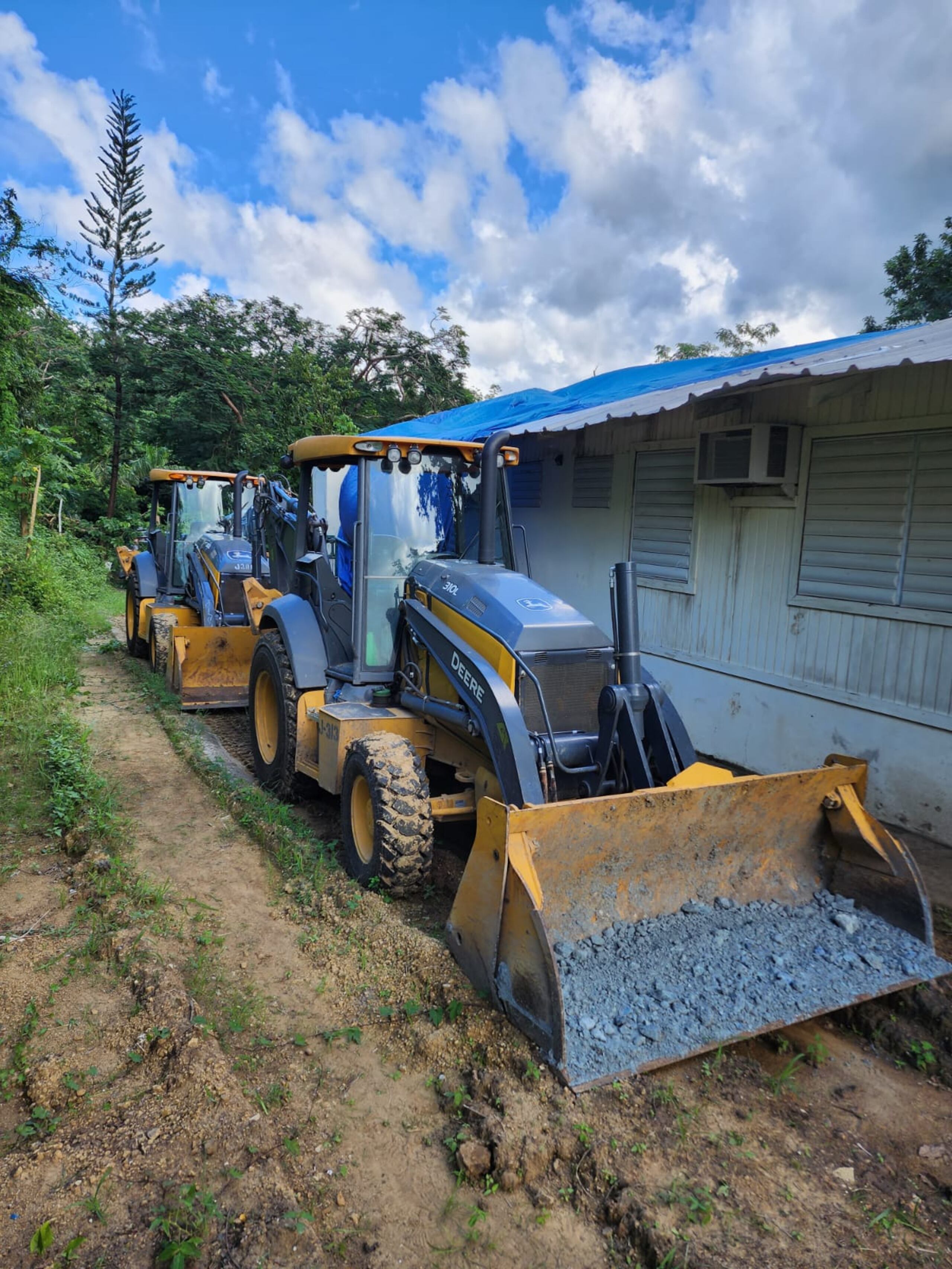 El valor de las excavadoras fue estimado en $150 mil.
