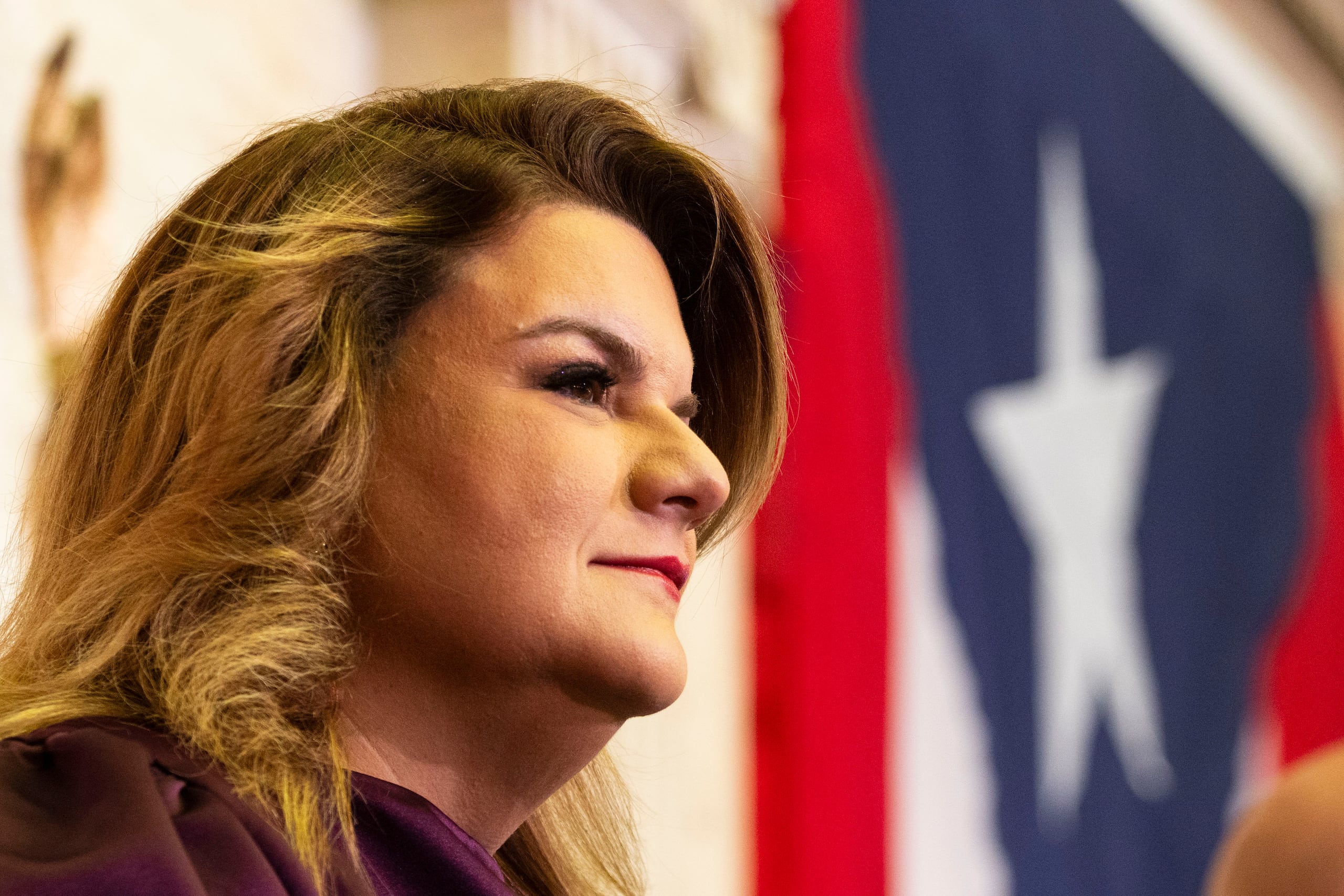 La Gobernadora Jenniffer González firmó varias leyes que favorecen el turismo, el reciclaje y la Ley de Fideicomisos. (Archivo/ GFR Media)