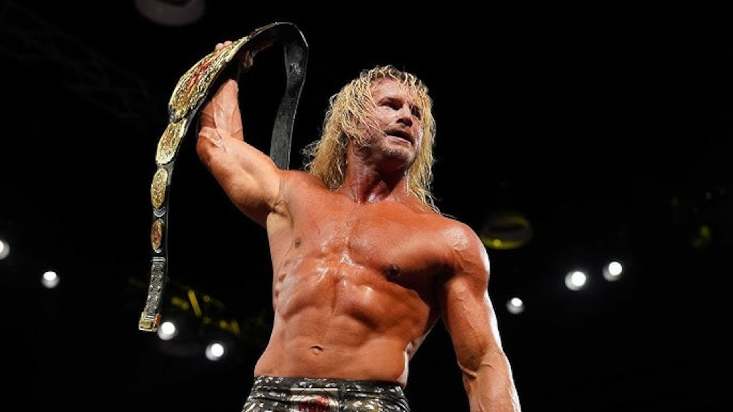 Nic Nemeth con el Campeonato Mundial de TNA.