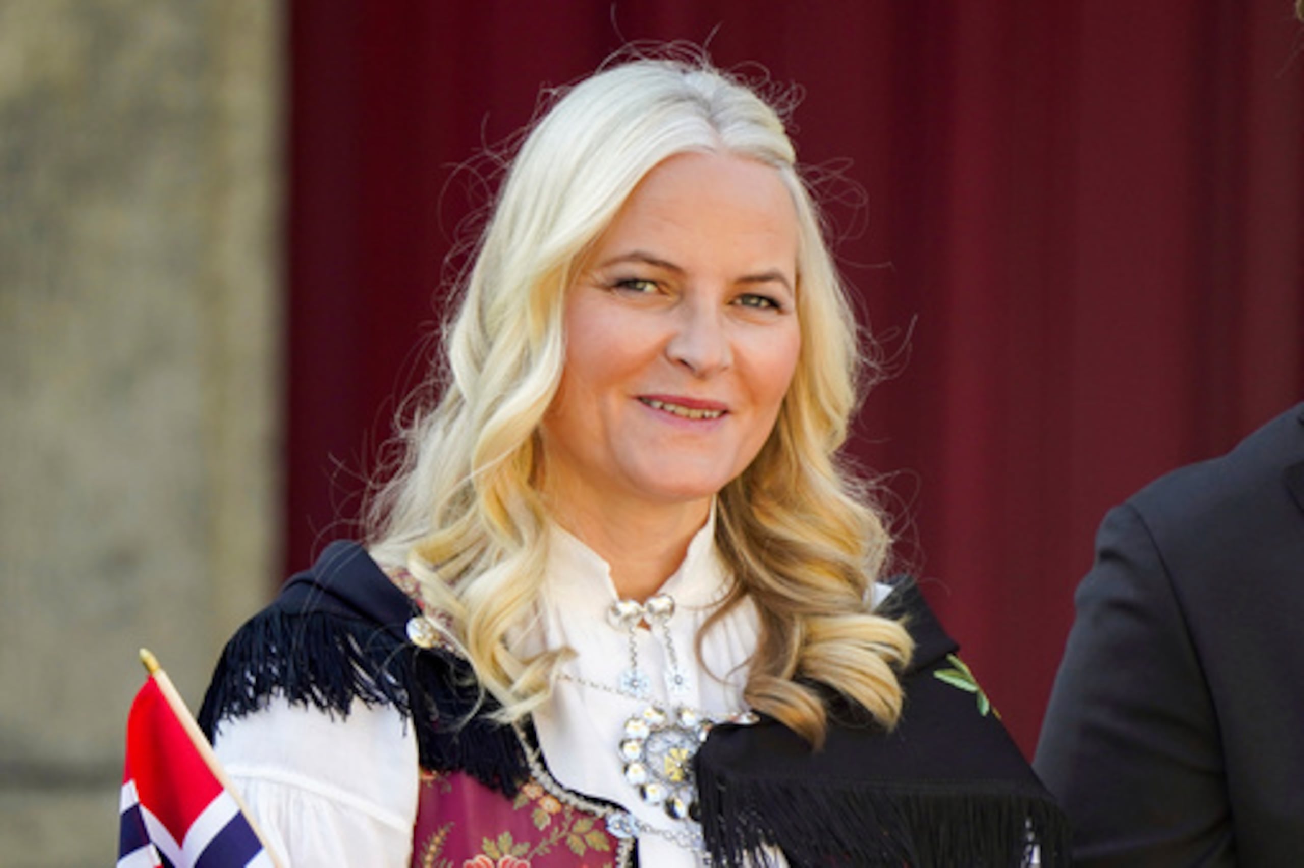 Aparte de por su salud, la princesa ha pasado por un último año difícil por las nuevas revelaciones sobre su amistad con el pederasta convicto estadounidense Jeffrey Epstein y por el juicio a su hijo Marius.