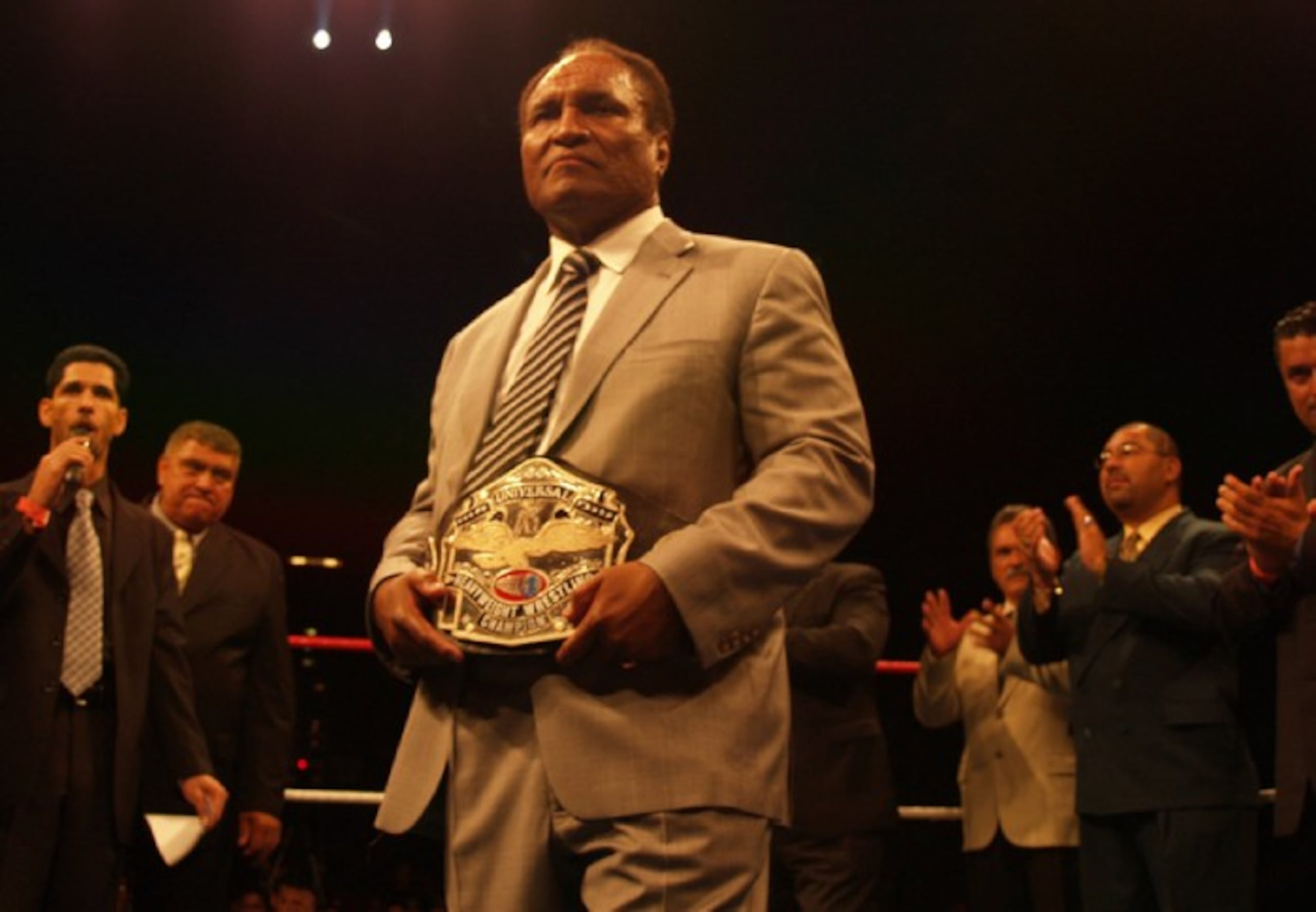 Carlitos Colón al momento de su retiro en el 2008.