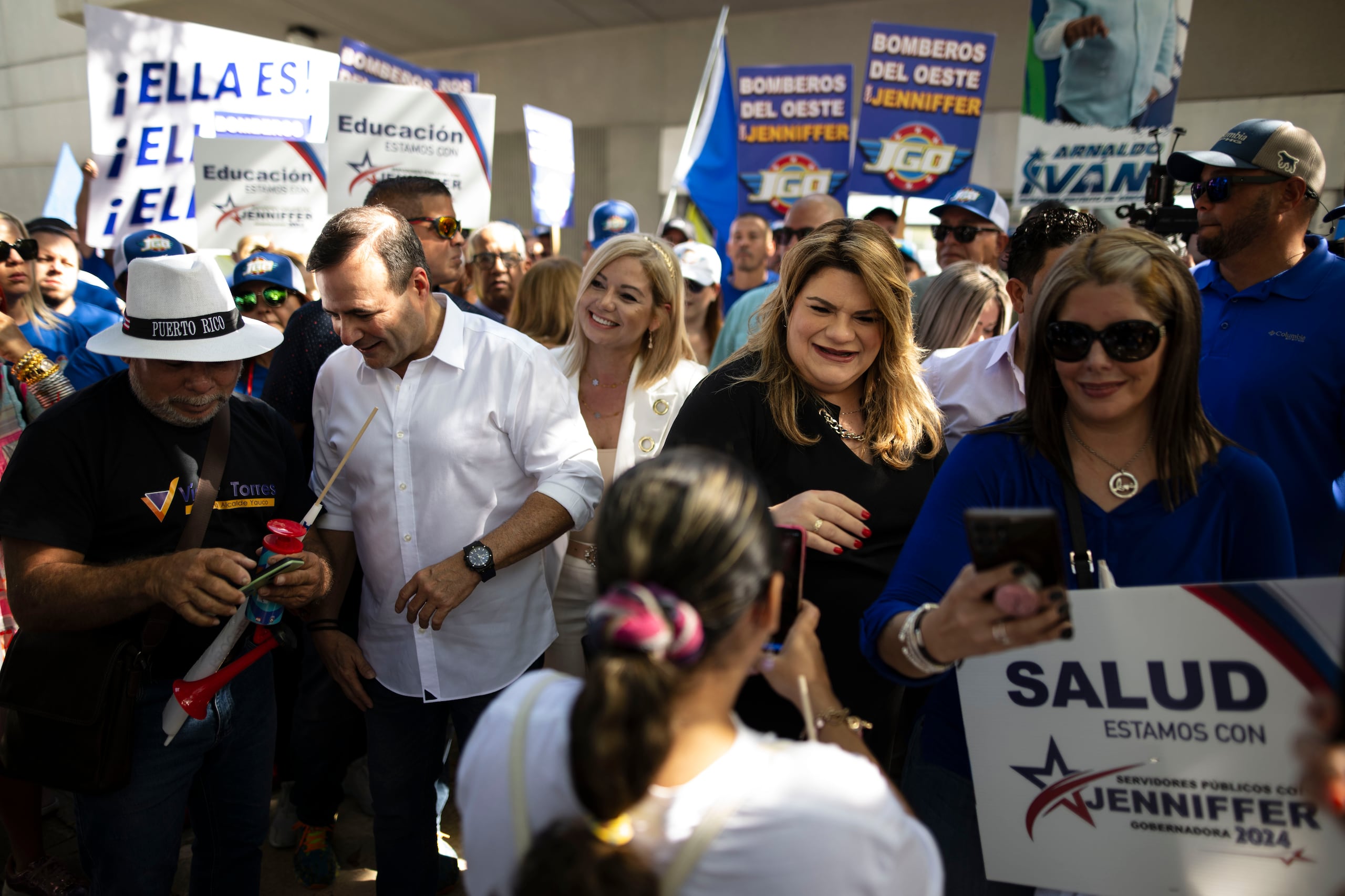 El domingo, Jenniffer Gonzalez radicó su candidatura a la gobernación por el PNP en una actividad en Bayamón.