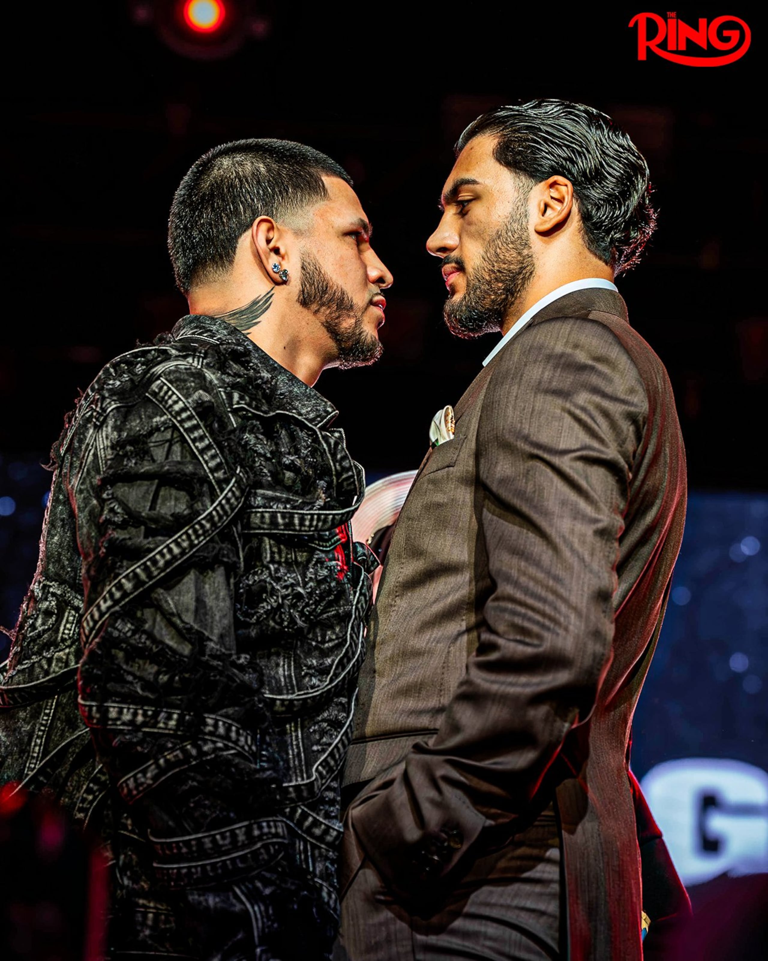 Edgar Berlanga (izquieda) y Hamzah Sheeraz (derecha) tuvieron un primer cara a cara para promocionar su pelea del 12 de julio en Nueva York.