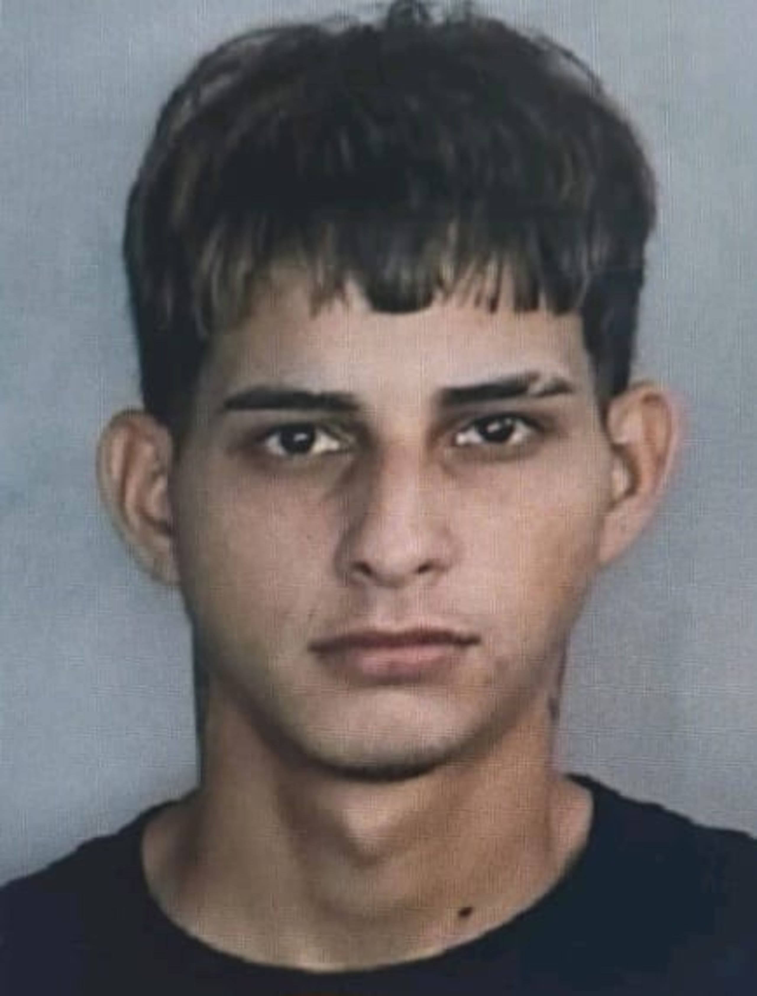 Jorge A. Santana Ramos fue asesinado junto a Josué J. salgado Figueroa frente al edificio 9 del residencial Enrique Zorrilla, en Manatí.