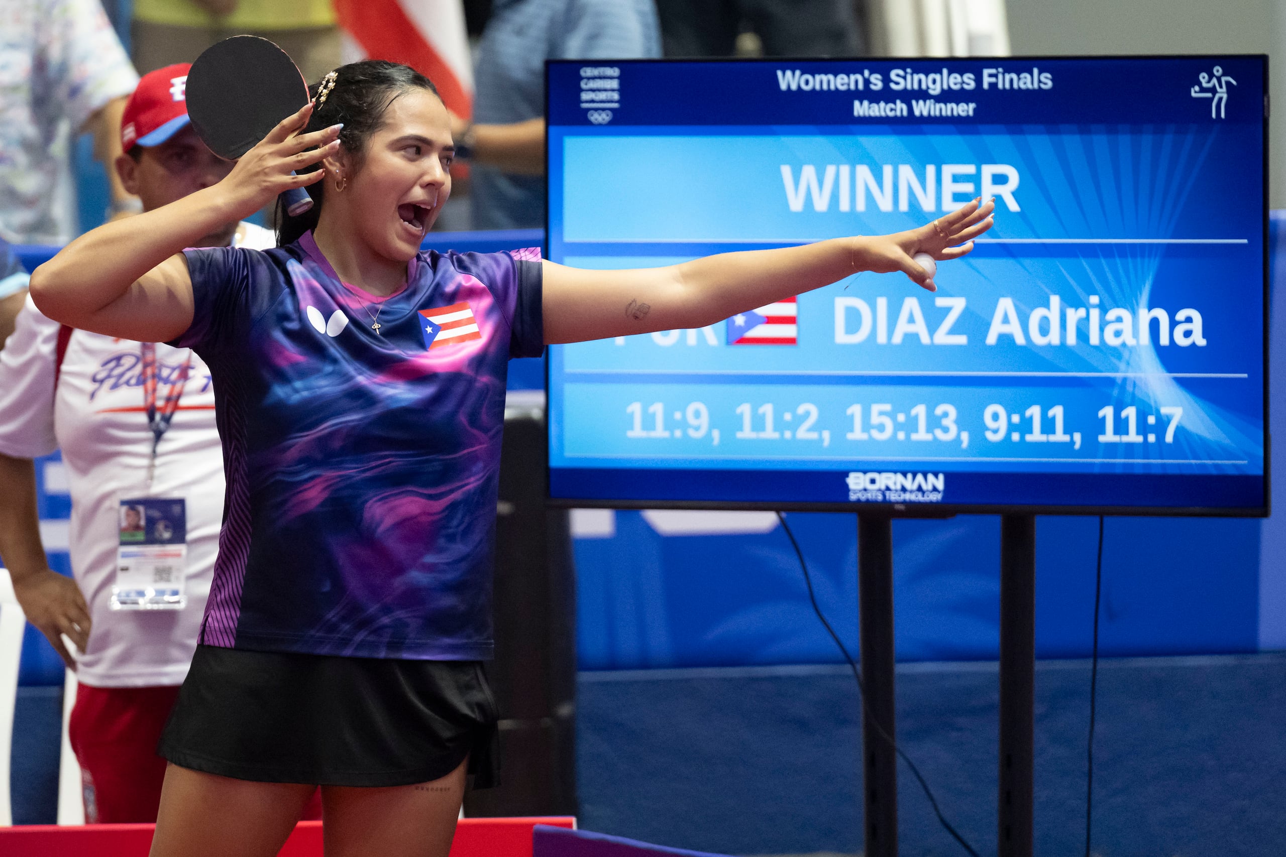 Adriana Díaz elevó a 16 su cosecha total de medallas en Juegos Centroamericanos, producto de 10 de oro, tres de plata y tres de bronce.