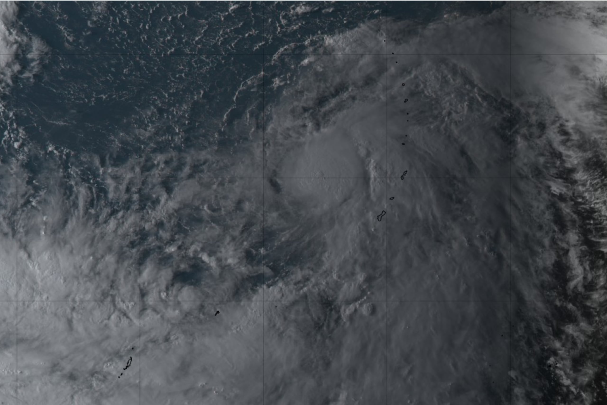 La coincidencia de la llegada del Bebinca a las costas chinas con la marea alta según el calendario astronómico chino, ubicada durante el festival de Medio Otoño, podría agravar los efectos del tifón, a la vez que se espera la llegada de aire frío desde el norte, lo que podría intensificar su impacto.