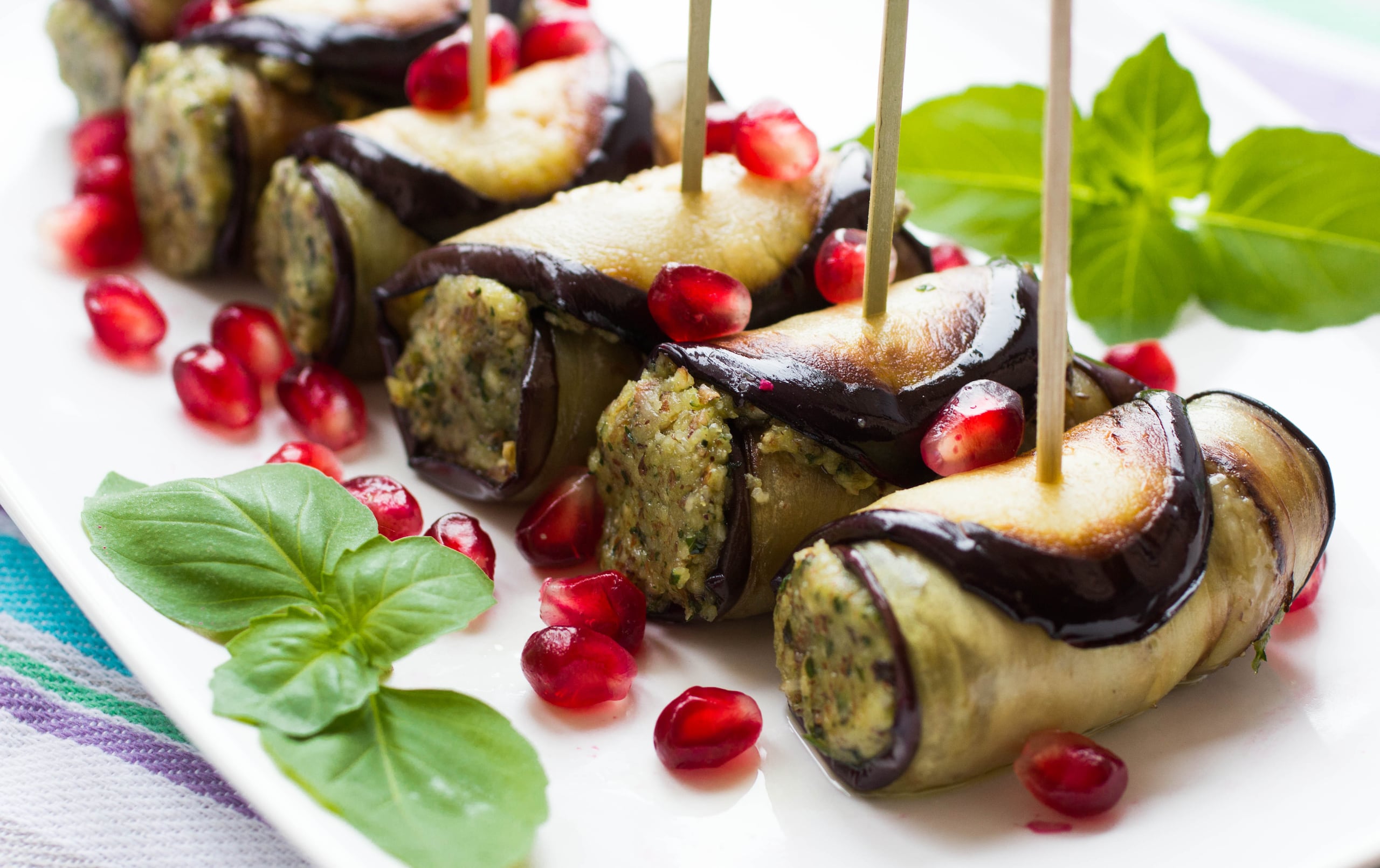 Rollitos de berenjena con carne y longaniza