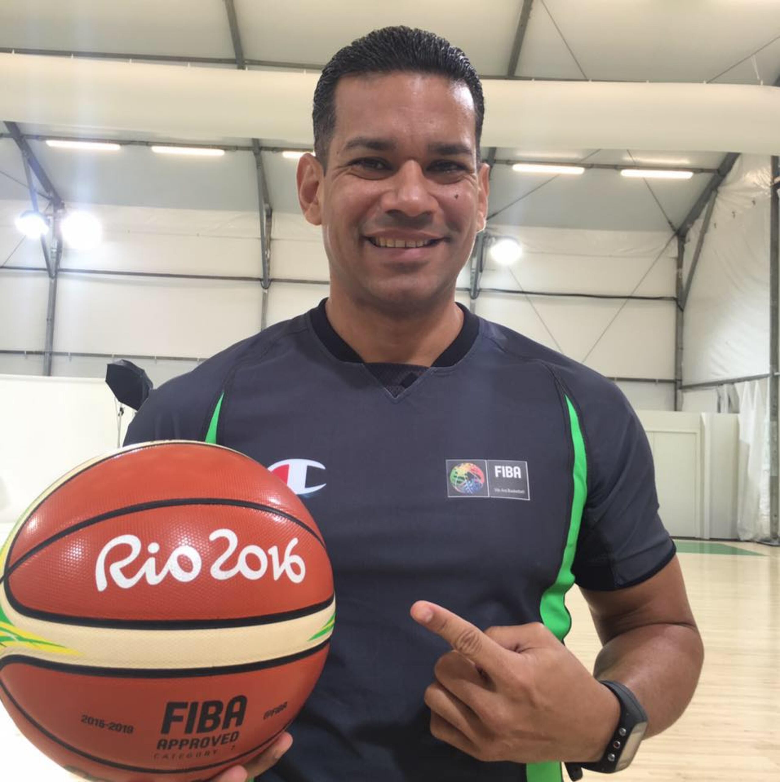 Roberto Vázquez labora en su tercera Copa del Mundo FIBA.