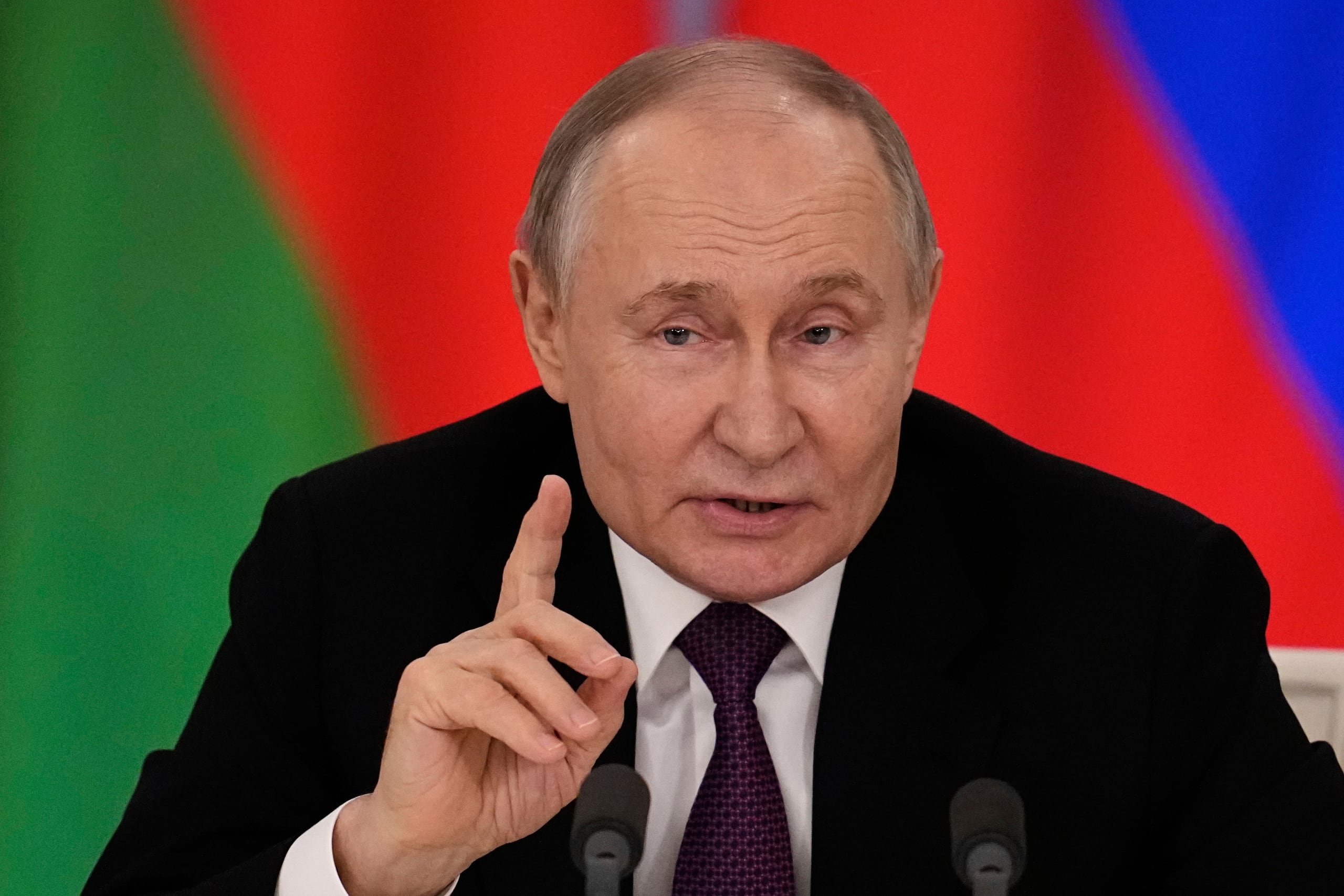 Rusia ha dicho que no aceptará tropas de mantenimiento de la paz de ningún miembro de la OTAN para supervisar una posible tregua.