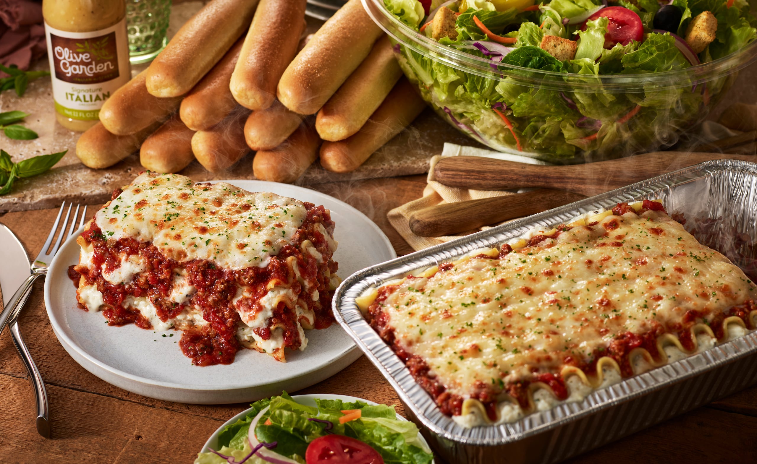El "catering" de Olive Garden ofrece una variedad de platos exquisitos y la conveniencia de crear combinaciones, de acuerdo con el grupo de invitados y sus preferencias.