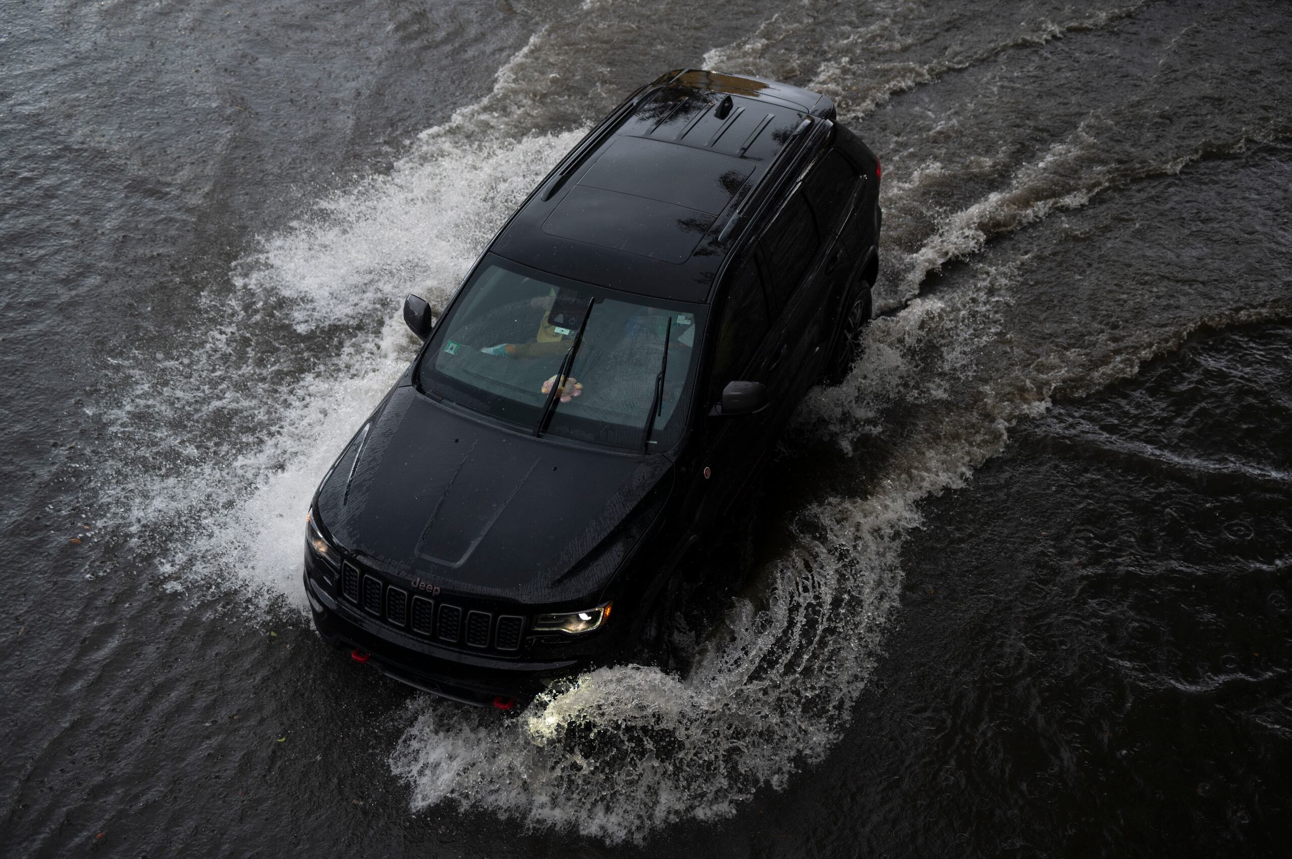 La lluvia continuará hasta por lo menos el jueves.