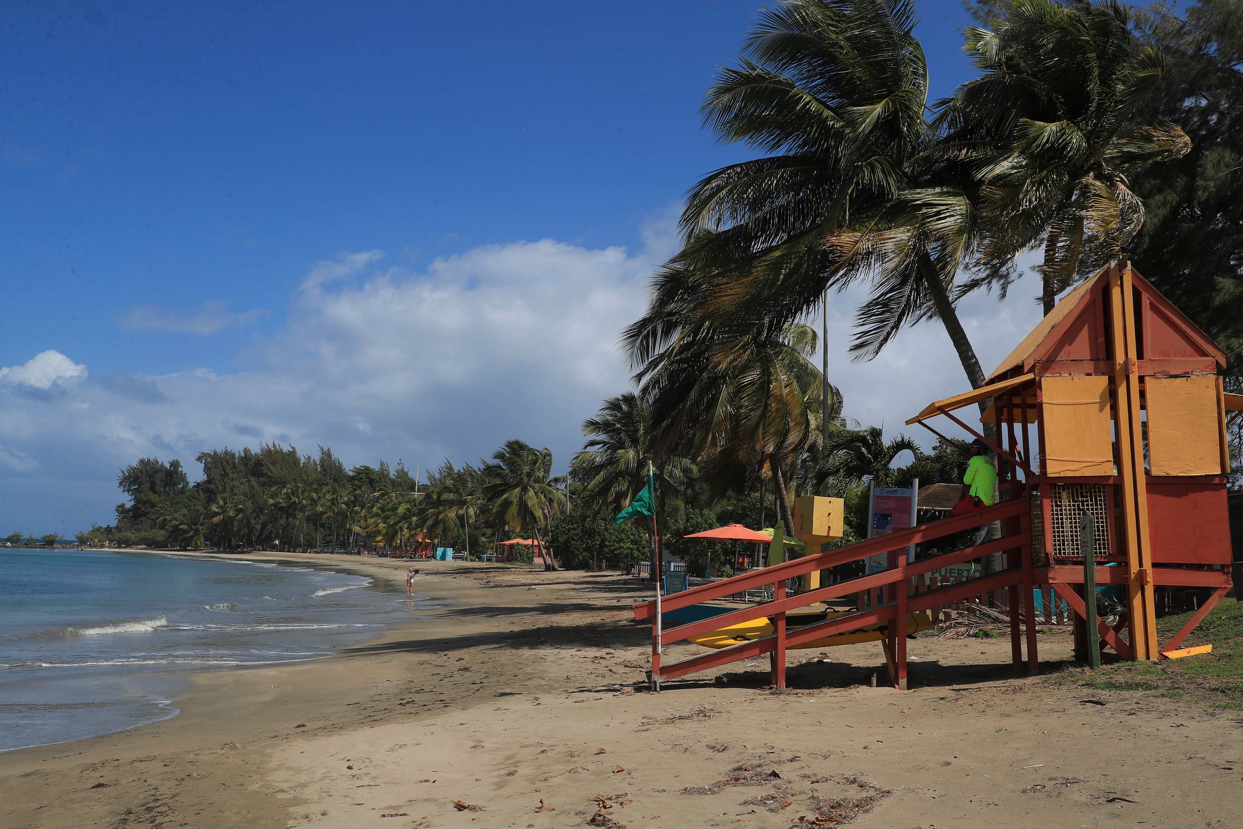 El balneario Punta Salinas en Toa Baja.