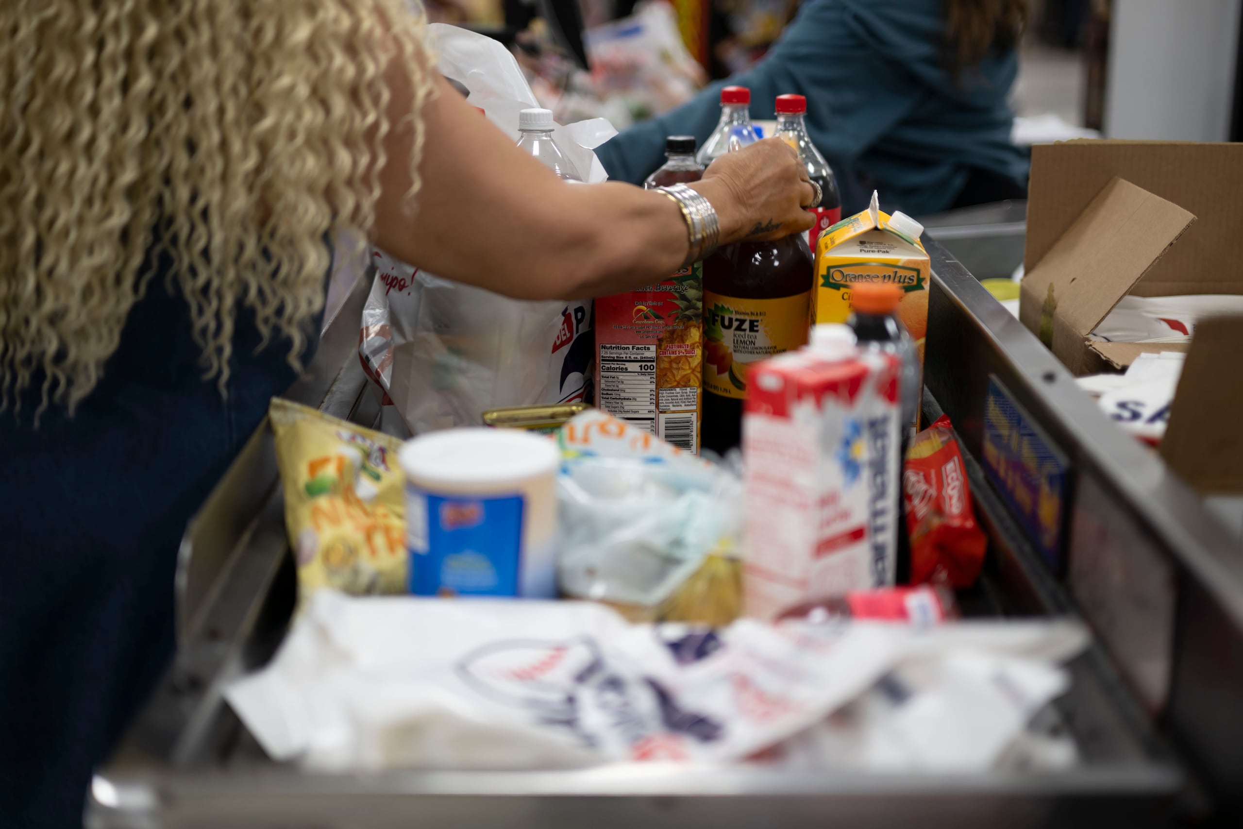 La asistencia para la compra de alimentos es una de las que se le podría proveer a los empleados federales. FOTO POR: Carlos Rivera Giusti/GFR Media