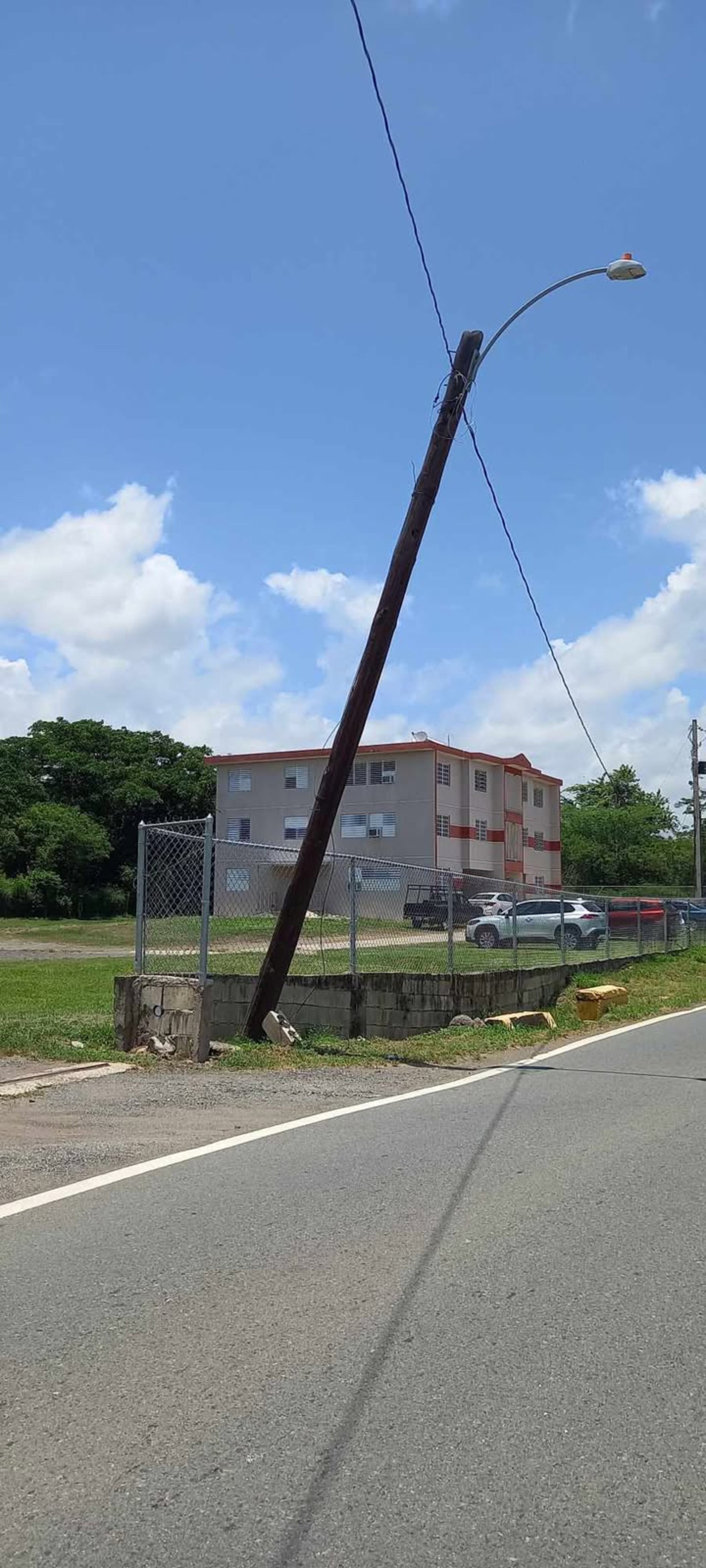 Poste en la Carretera 117 en Sabana Grande
