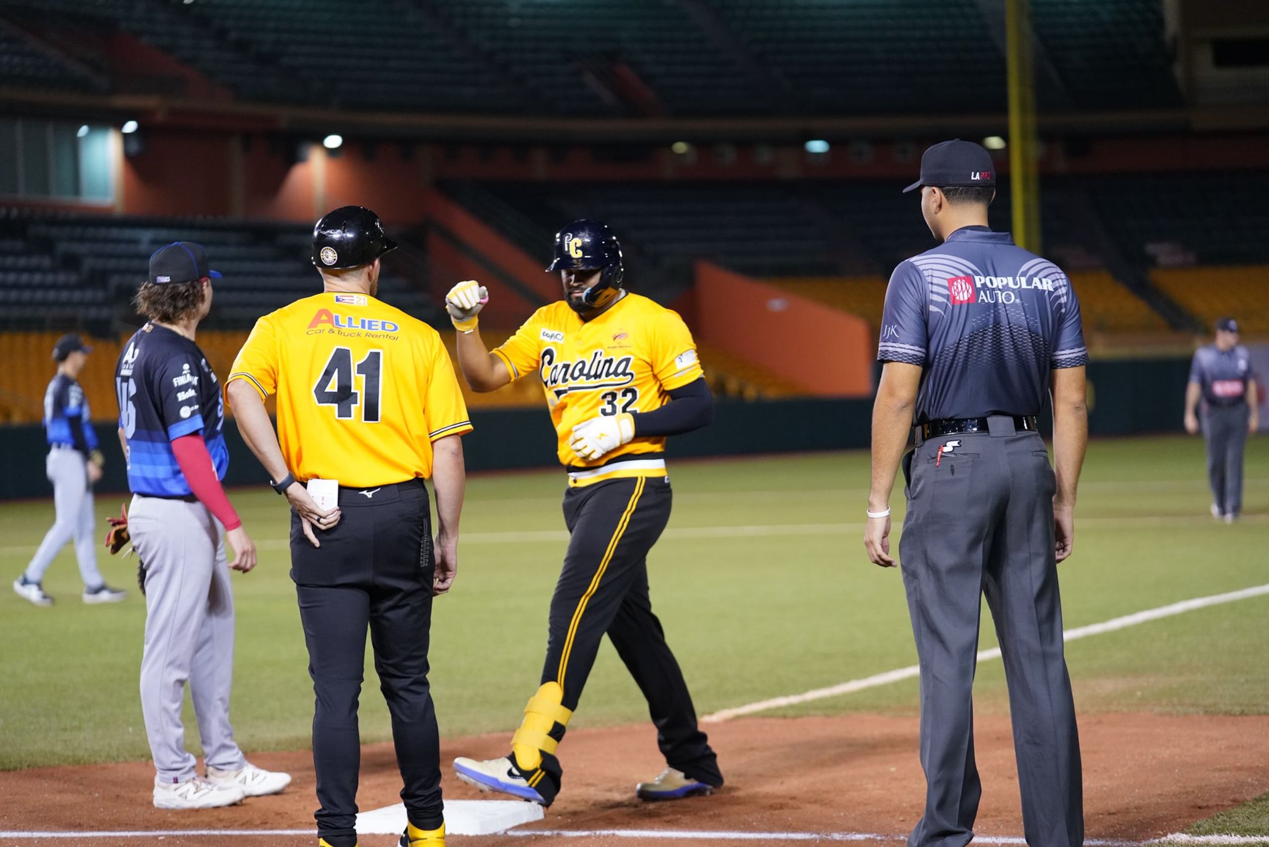 Jonathan Rodríguez, de los Gigantes de Carolina.