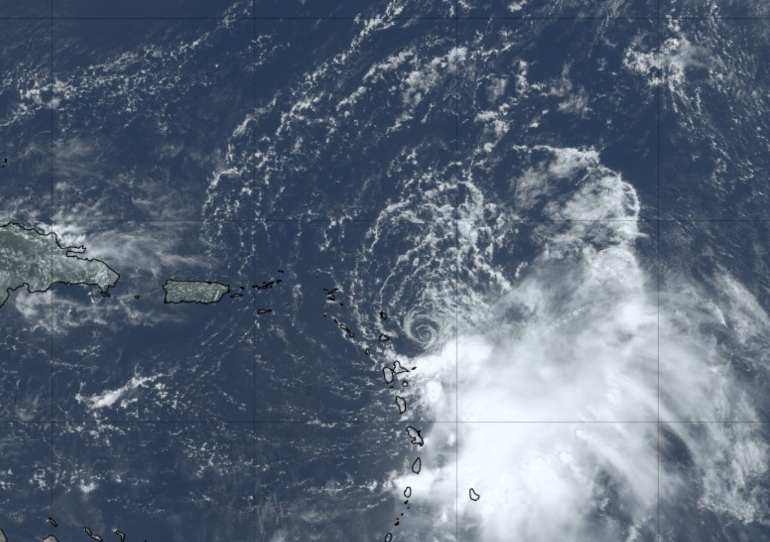 La tormenta tropical Philippe a las 11:30 de la mañana del lunes 2 de octubre. (NOAA)