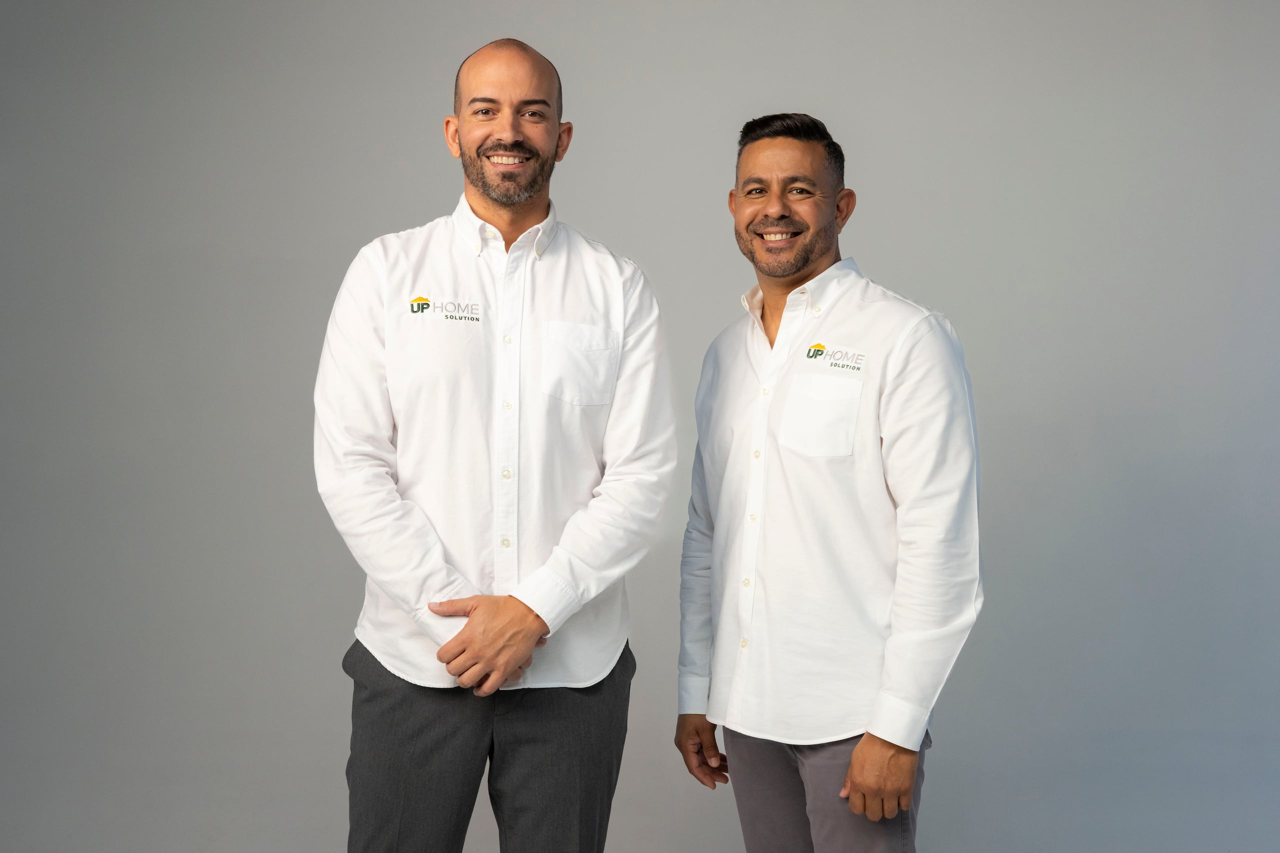 Daniel Fernández (Presidente de UP Home Solution) y Mario Colón (Presidente de la fábrica MC Green Solutions)