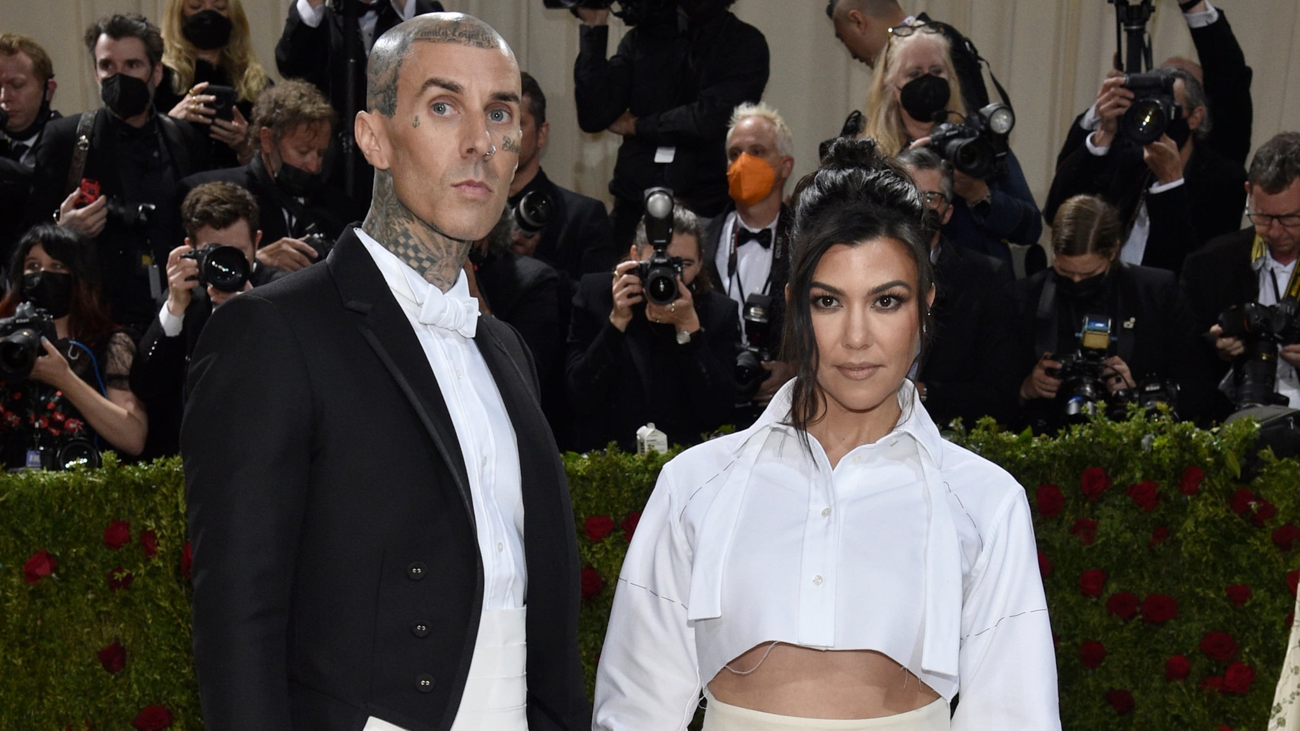 El baterista Travis Barker y Kourtney Kardashian.