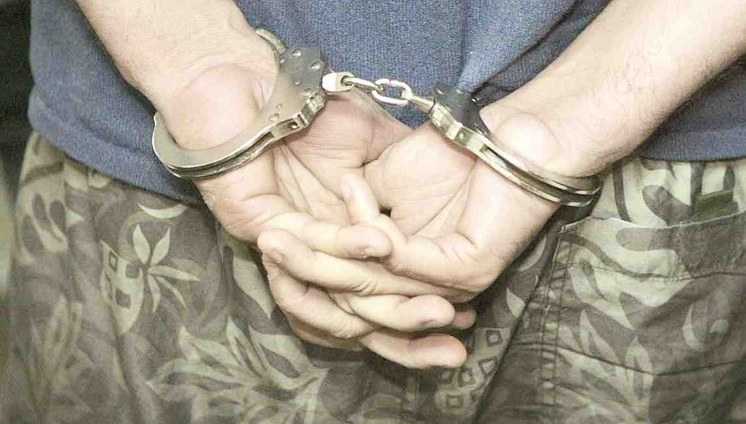 El imputado fue arrestado por dos civiles mientras intentaba realizar un robo domiciliario. (Archivo GFR Media)